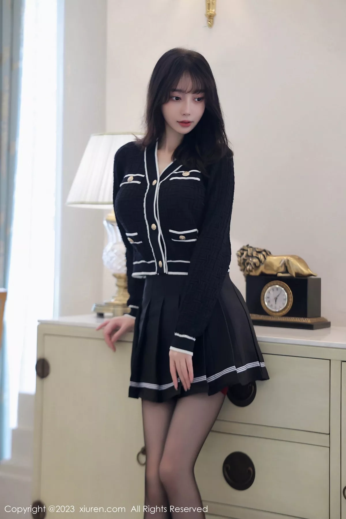 模特玥儿玥er半脱露性感黑色薄纱内衣配黑丝吊袜秀美腿诱惑写真82P-第1章-图片2