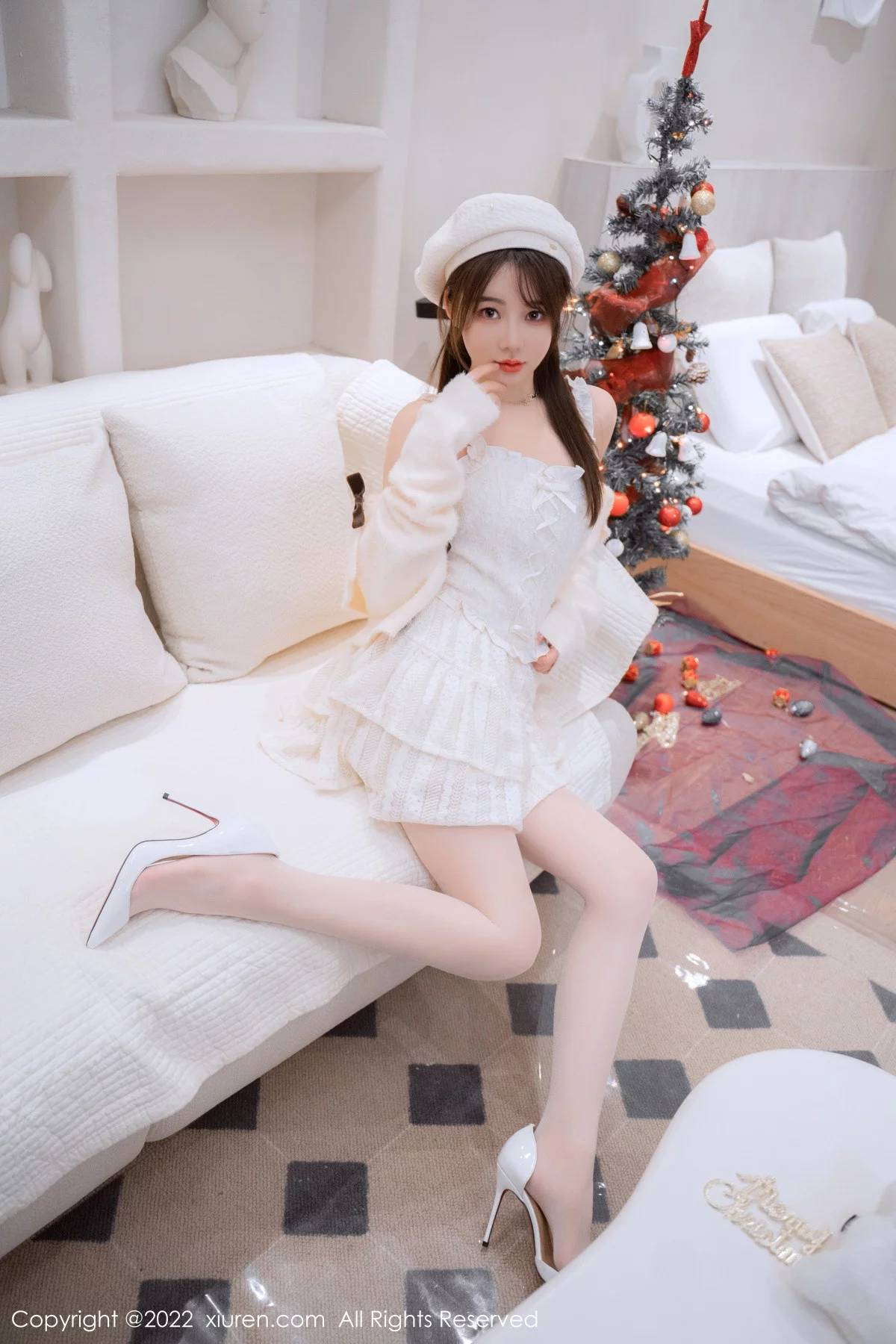 模特婠婠么性感白色毛线上衣配白短裙秀曼妙身姿完美诱惑写真68P-第1章-图片2