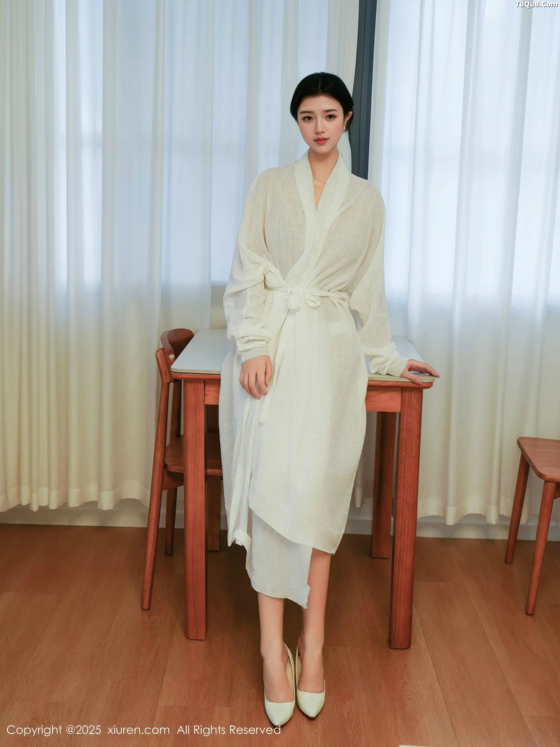 模特林悦溪儿性感白色长浴袍配白色高跟秀修长美腿撩人诱惑写真53P-第1章-图片3