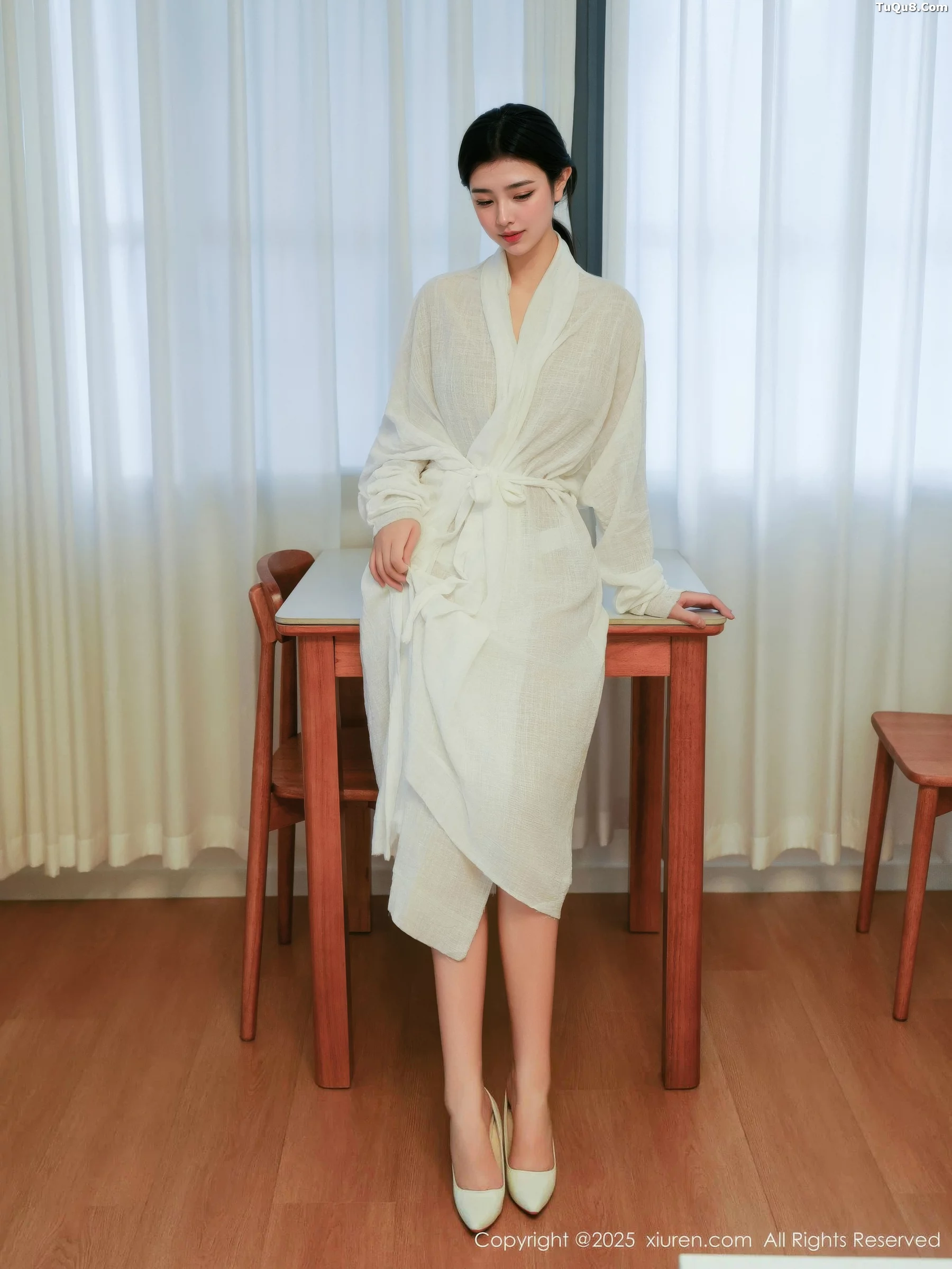 模特林悦溪儿性感白色长浴袍配白色高跟秀修长美腿撩人诱惑写真53P-第1章-图片4