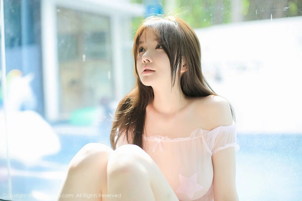 女神糯美子Mini三亚旅拍私房粉色薄纱内衣透视秀傲人豪乳诱惑写真36P-第1章-图片3