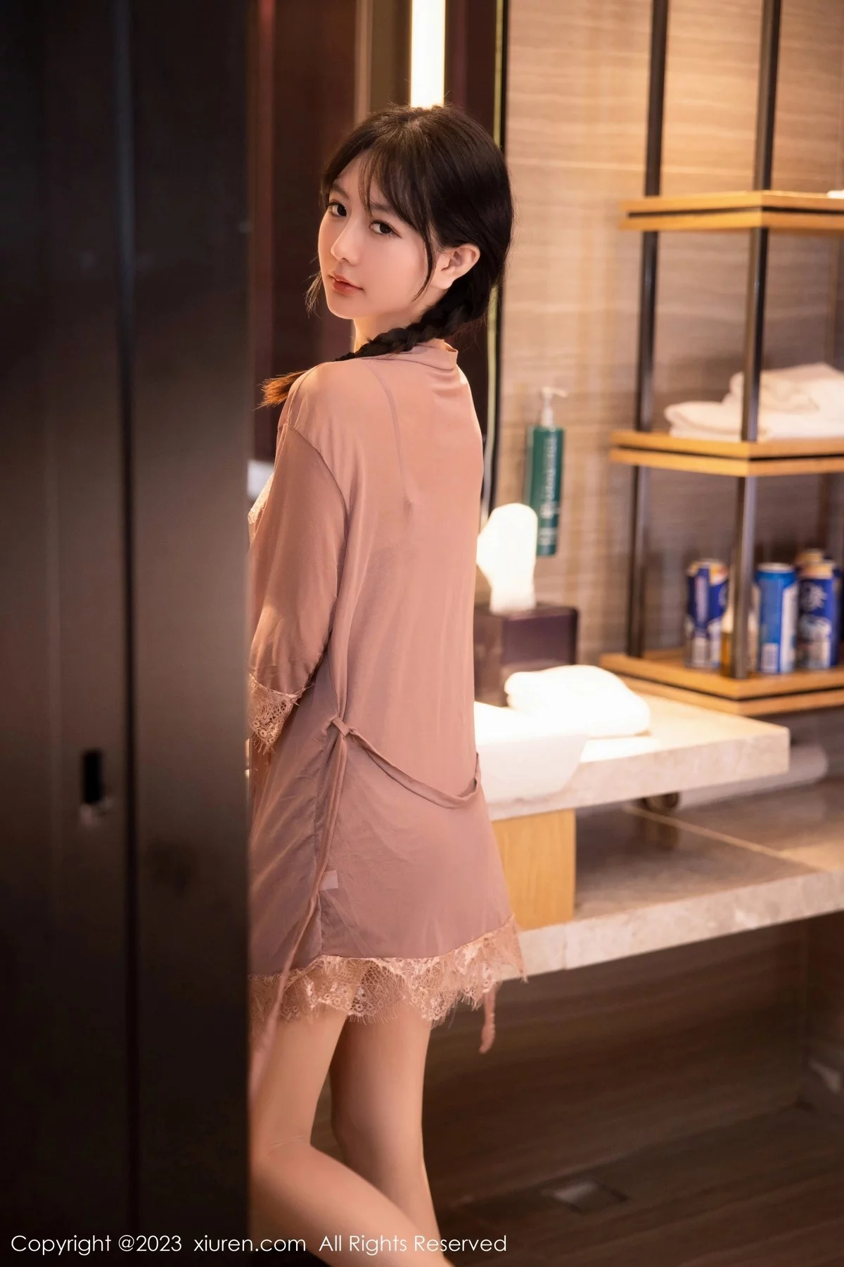 模特谢小蒽私房浴室红灰色轻透薄纱睡裙配超薄肉丝湿身诱惑写真79P-第1章-图片1