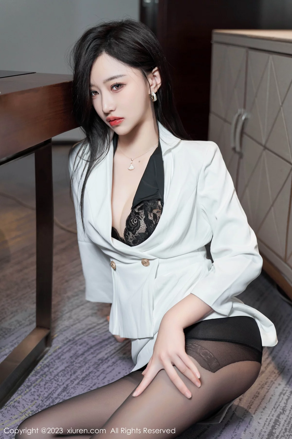 模特妙可可Cheese性感黑色蕾丝薄纱服秀完美身材惹火诱惑写真80P-第1章-图片2