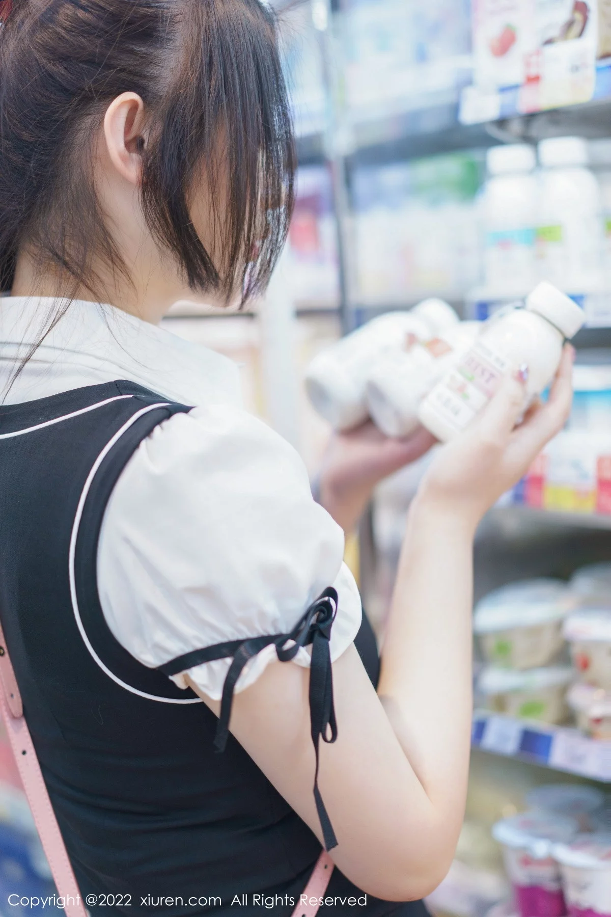 女神妲己_Toxic十月心愿旅拍性感学妹制服露黑色内衣诱惑写真69P-第1章-图片2