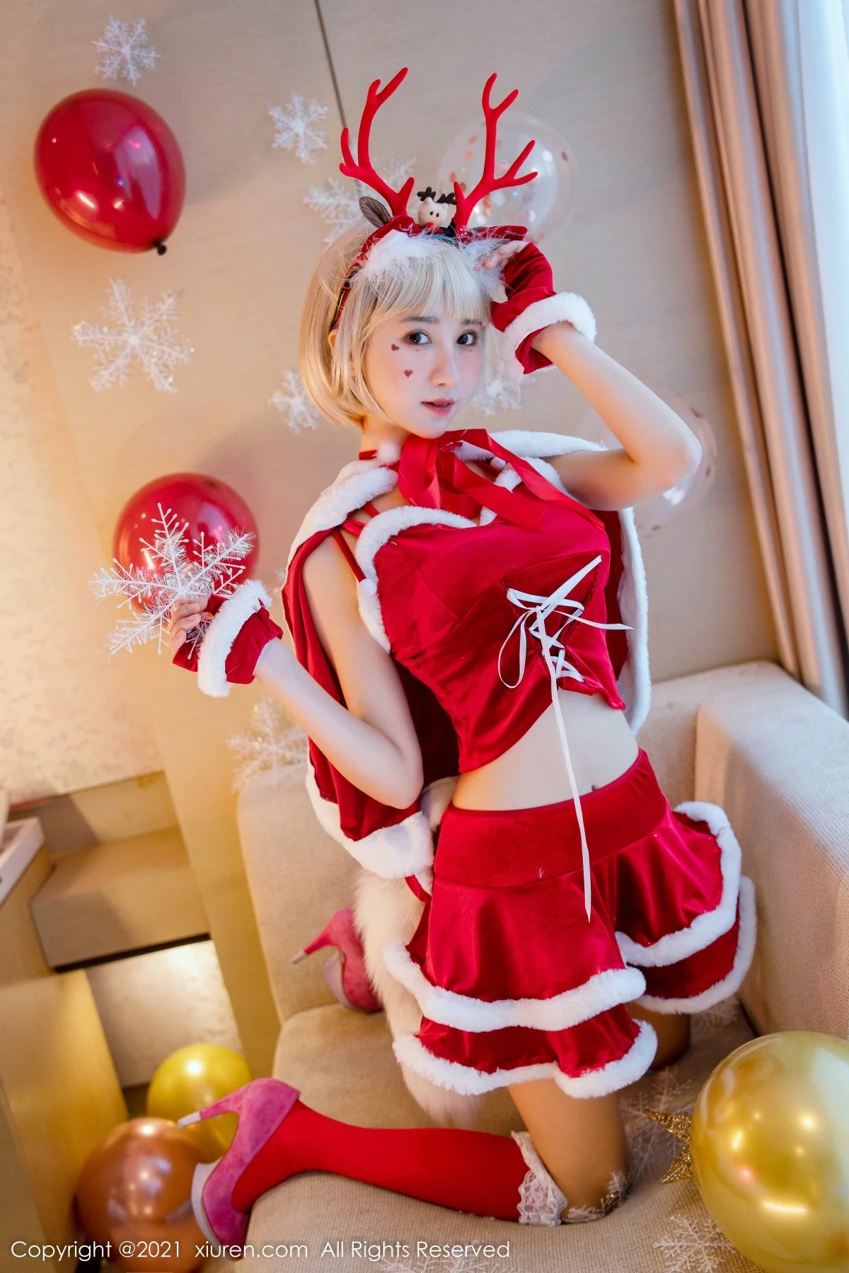 女神小果冻儿圣诞主题私房性感红色服饰半脱秀火辣身材诱惑写真57P-第1章-图片3