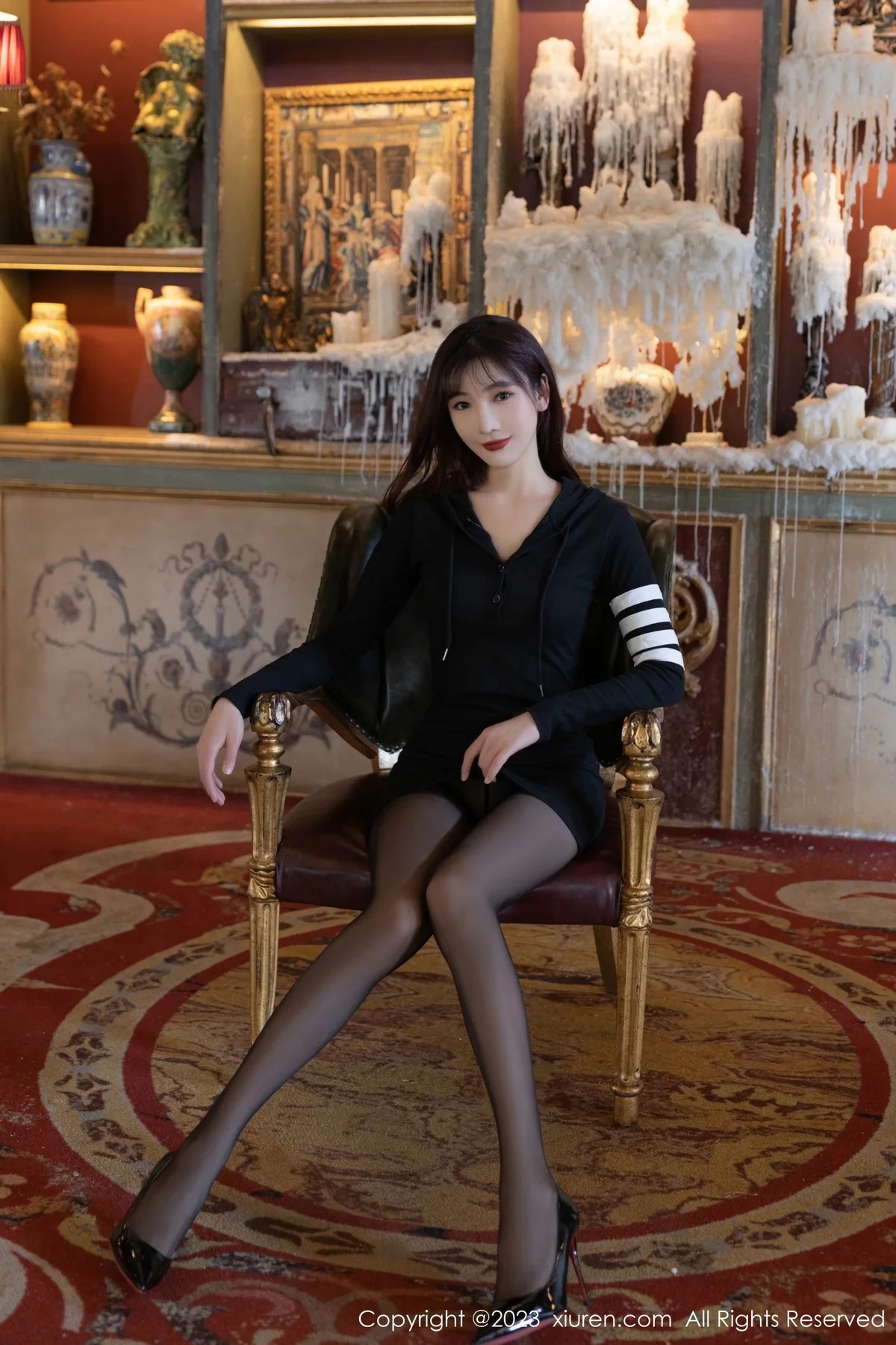 模特陆萱萱简约黑色运动裙露白色蕾丝内衣配无内黑丝魅惑写真82P-第1章-图片2