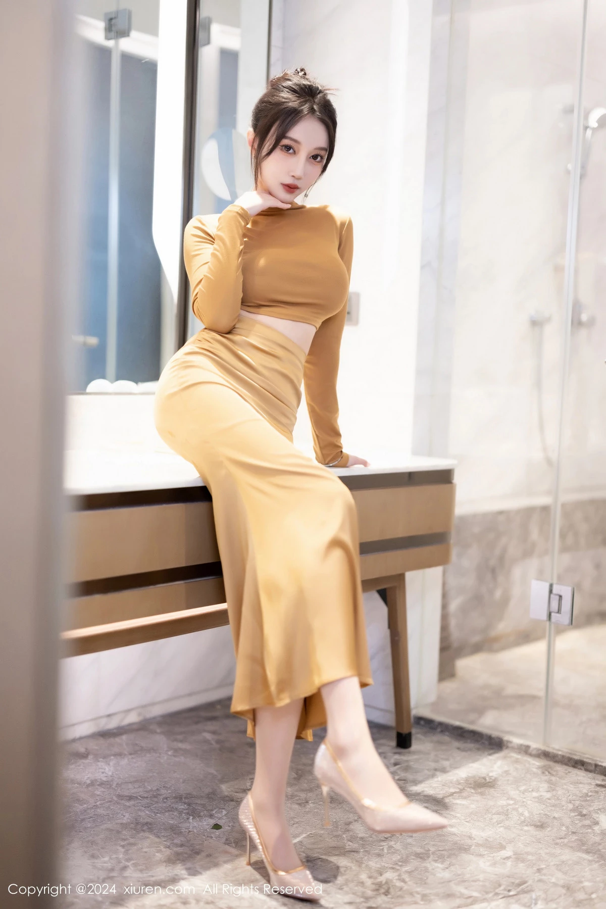 模特玥儿玥性感黄色长裙配原色丝袜+黑色情趣内衣惹火诱惑写真81P-第1章-图片3
