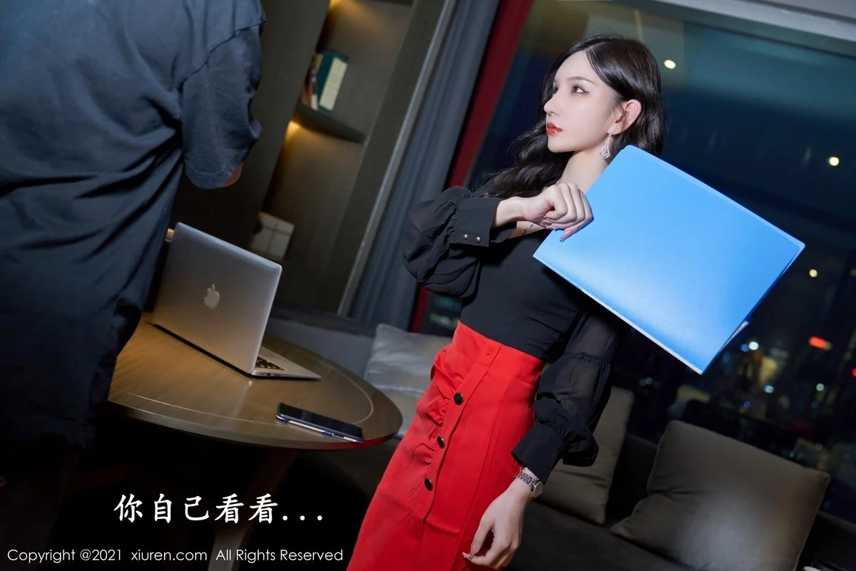 女神周于希Sandy老板剧情主题开档黑丝裤袜秀翘臀惹火诱惑写真68P-第1章-图片3