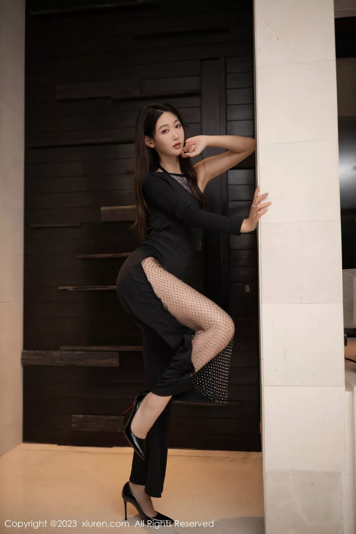 模特唐安琪性感黑色连衣裙露黑色内衣秀曼妙身姿梦幻诱惑写真78P-第1章-图片2