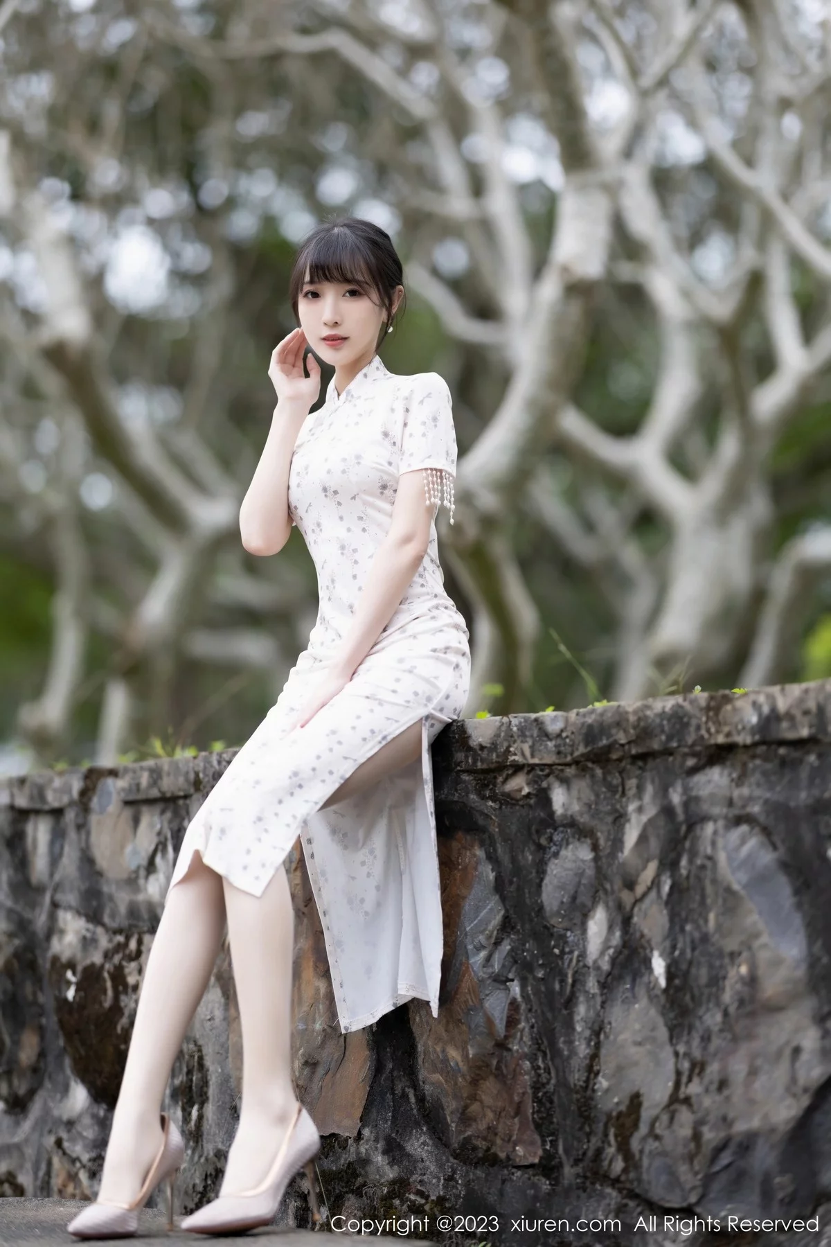 模特林星阑海南旅拍性感浅色短款旗袍露浅粉色蕾丝内衣迷人写真85P-第1章-图片3