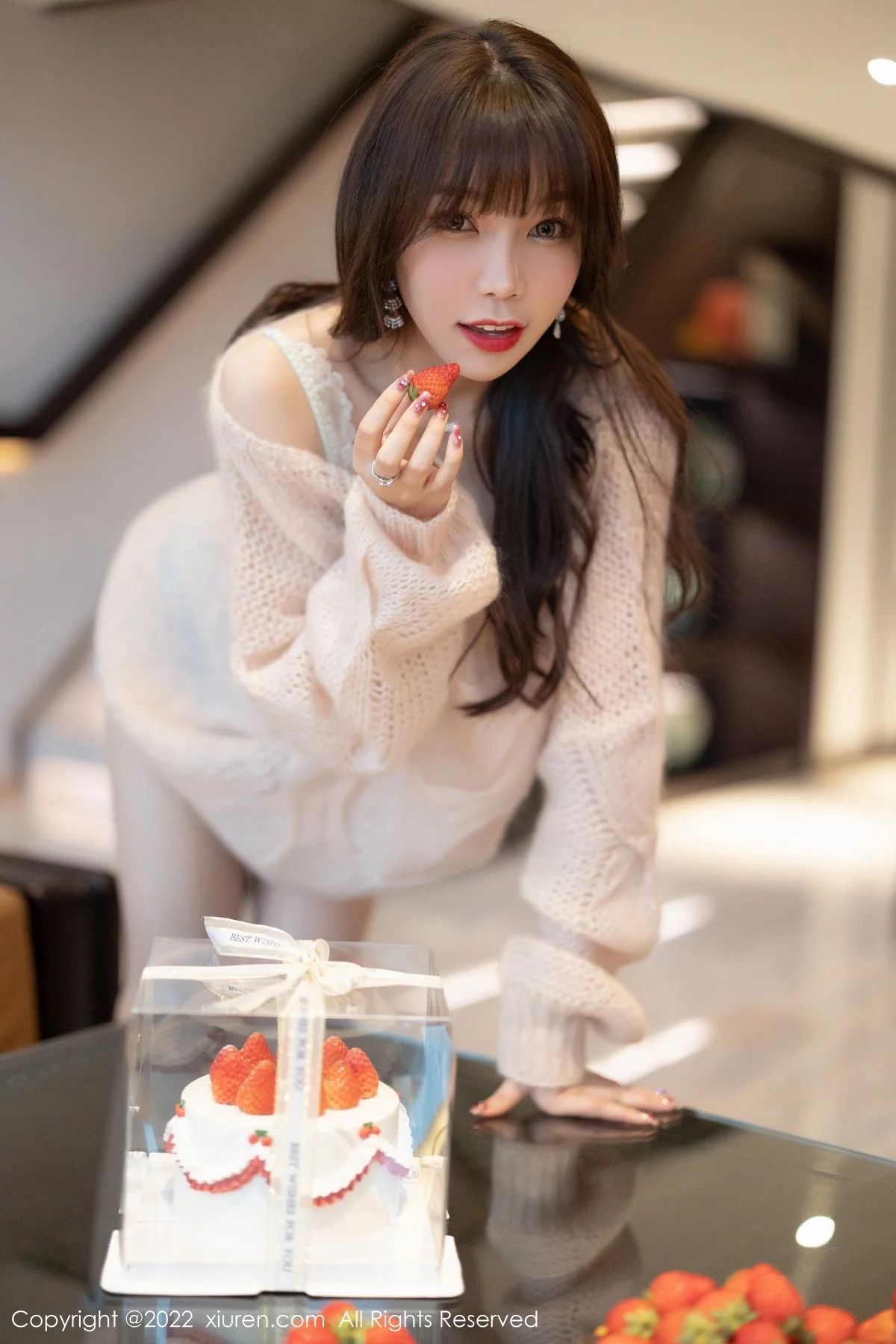 女神芝芝Booty私房缕空毛衣配牛仔短裤半脱露性感内衣诱惑写真94P-第1章-图片3