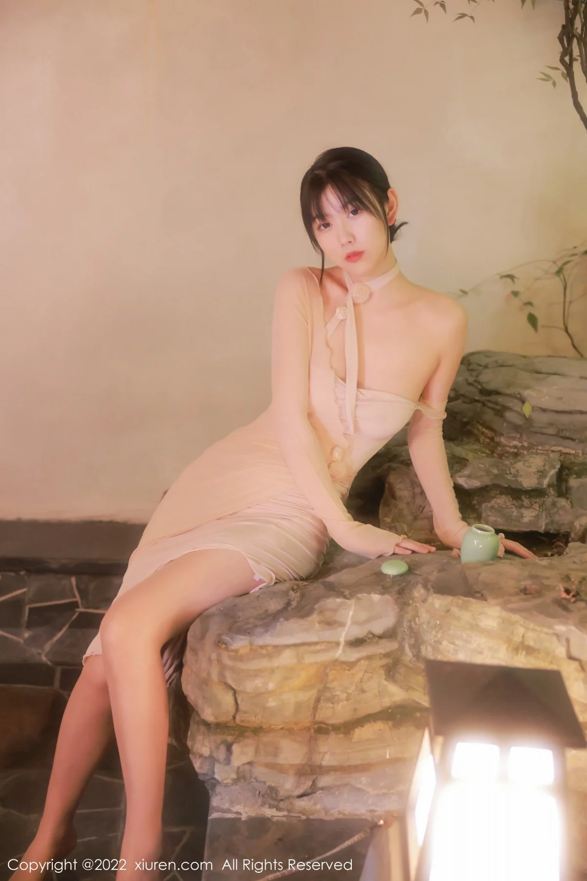 模特李雅柔182CM温泉主题粉色薄透服饰配无内肉丝湿身诱惑写真48P-第1章-图片1