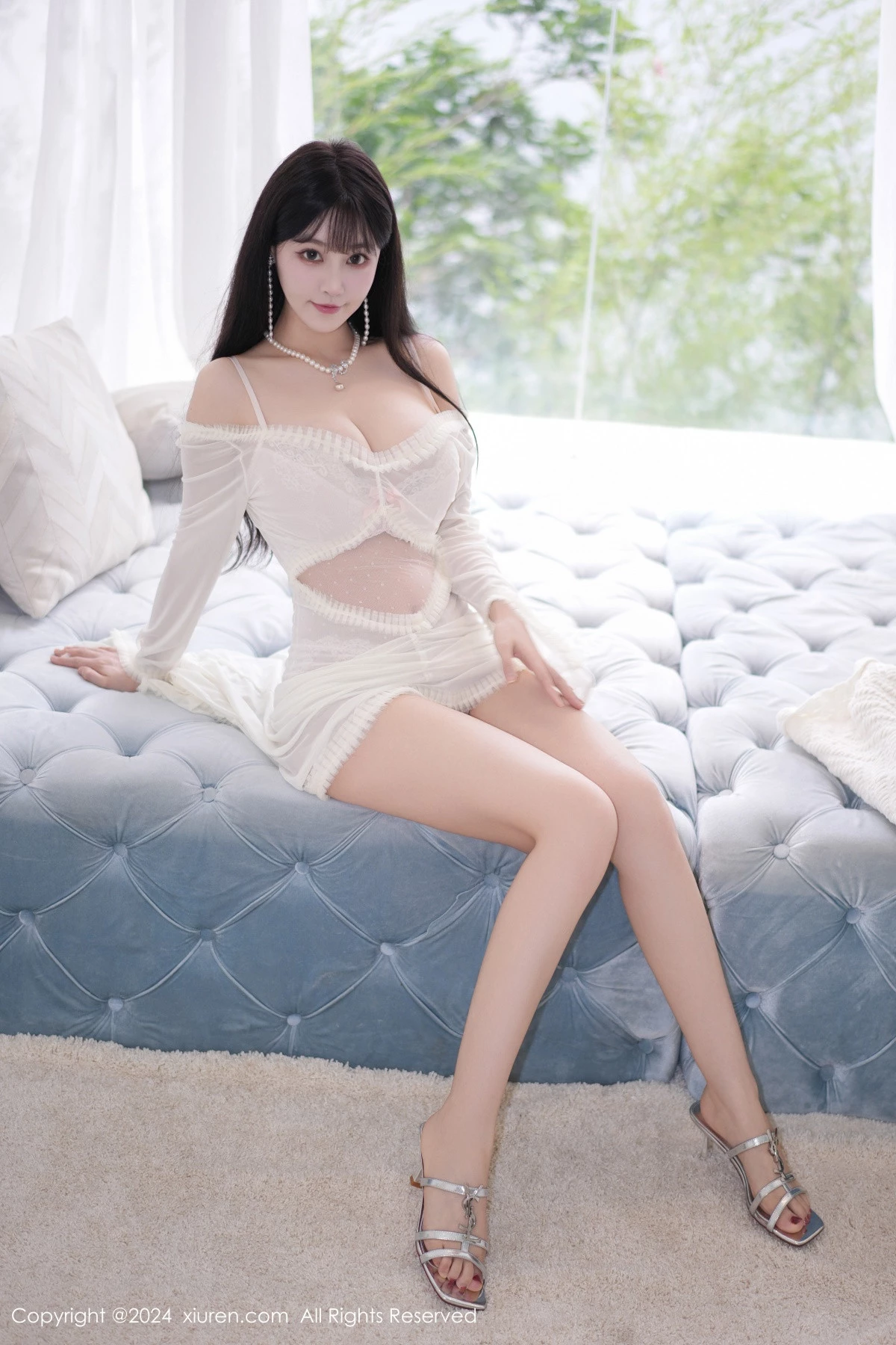 女神朱可儿Flora性感白色情趣服饰配蓝尾巴秀丰满身材诱惑写真64P-第1章-图片1
