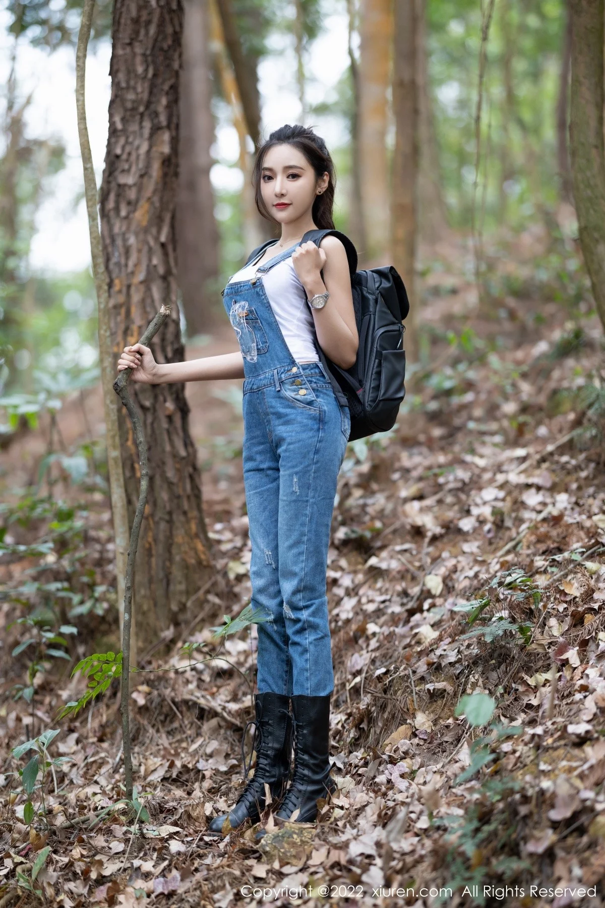 女神王馨瑶yanni户外探险主题脱牛仔背带服露黑色内衣性感写真63P-第1章-图片2