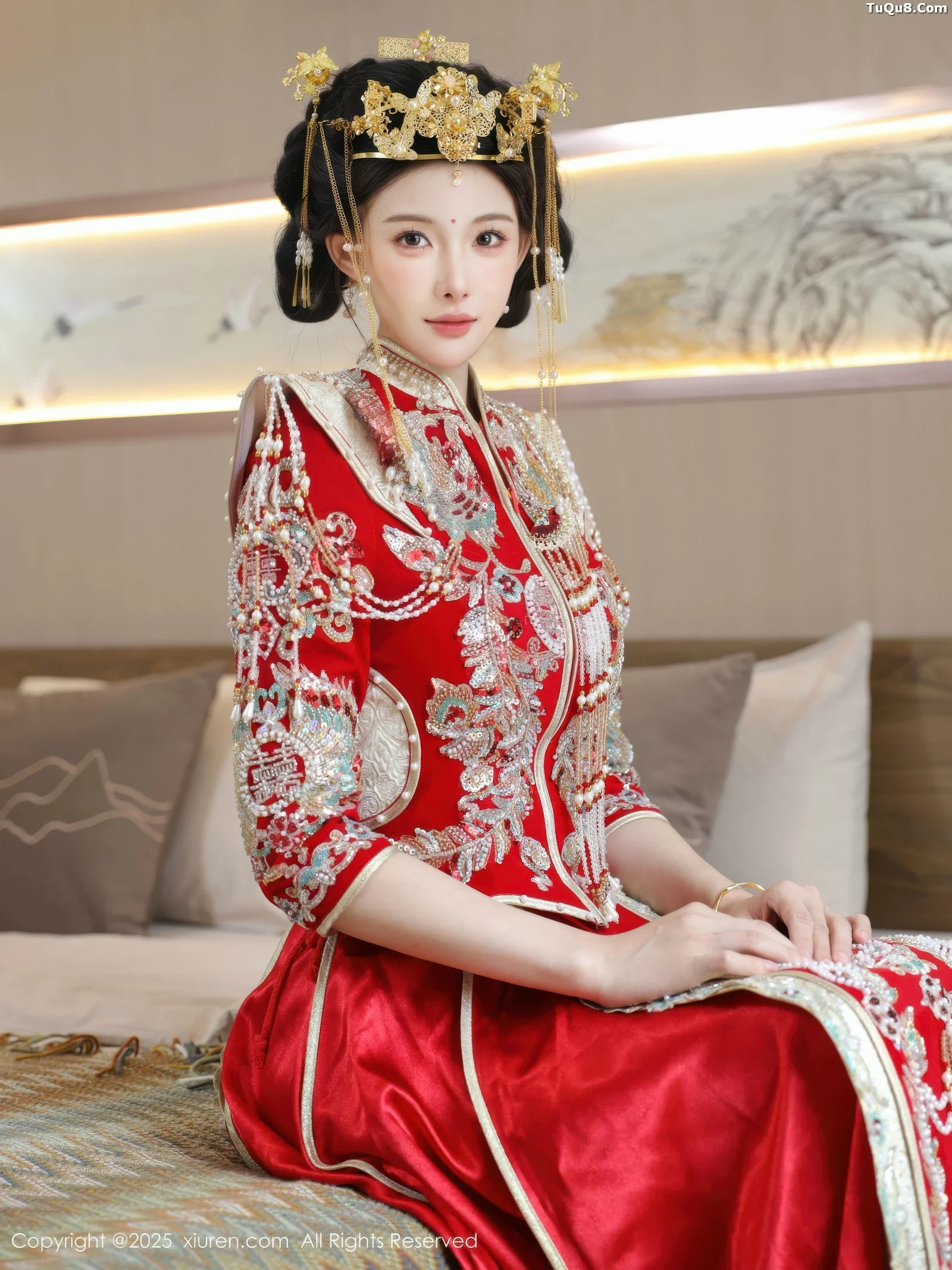 模特梨霜儿性感红色新娘服饰配肉色丝袜秀丰腴身材迷人诱惑写真84P-第1章-图片2