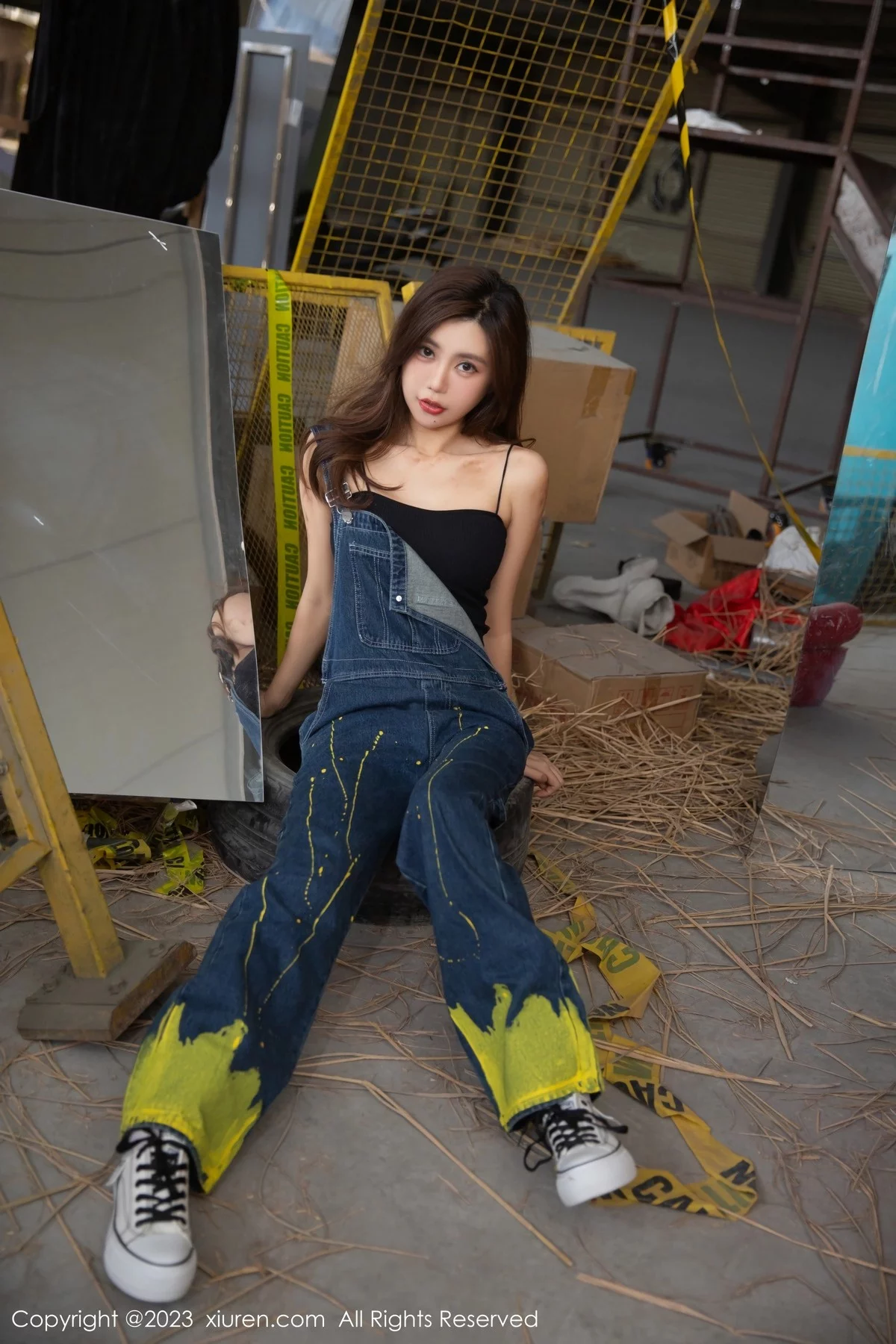 女神绮里嘉ula修理工角色真空蓝色牛仔背带裤秀婀娜身材诱惑写真78P-第1章-图片1