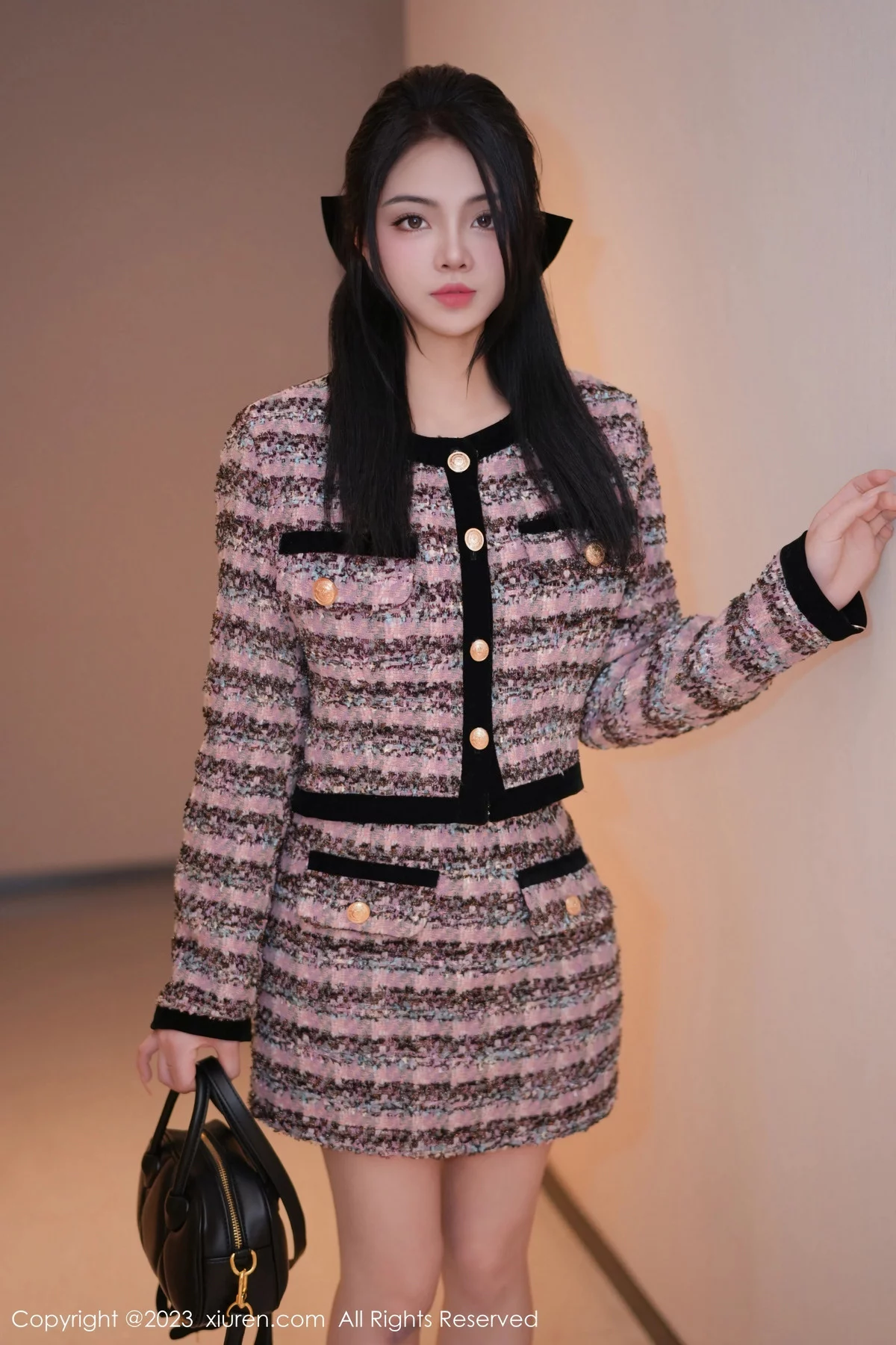 模特媛宝儿boa性感暗粉短裙套装露黑色内衣秀曼妙身姿诱惑写真51P-第1章-图片1