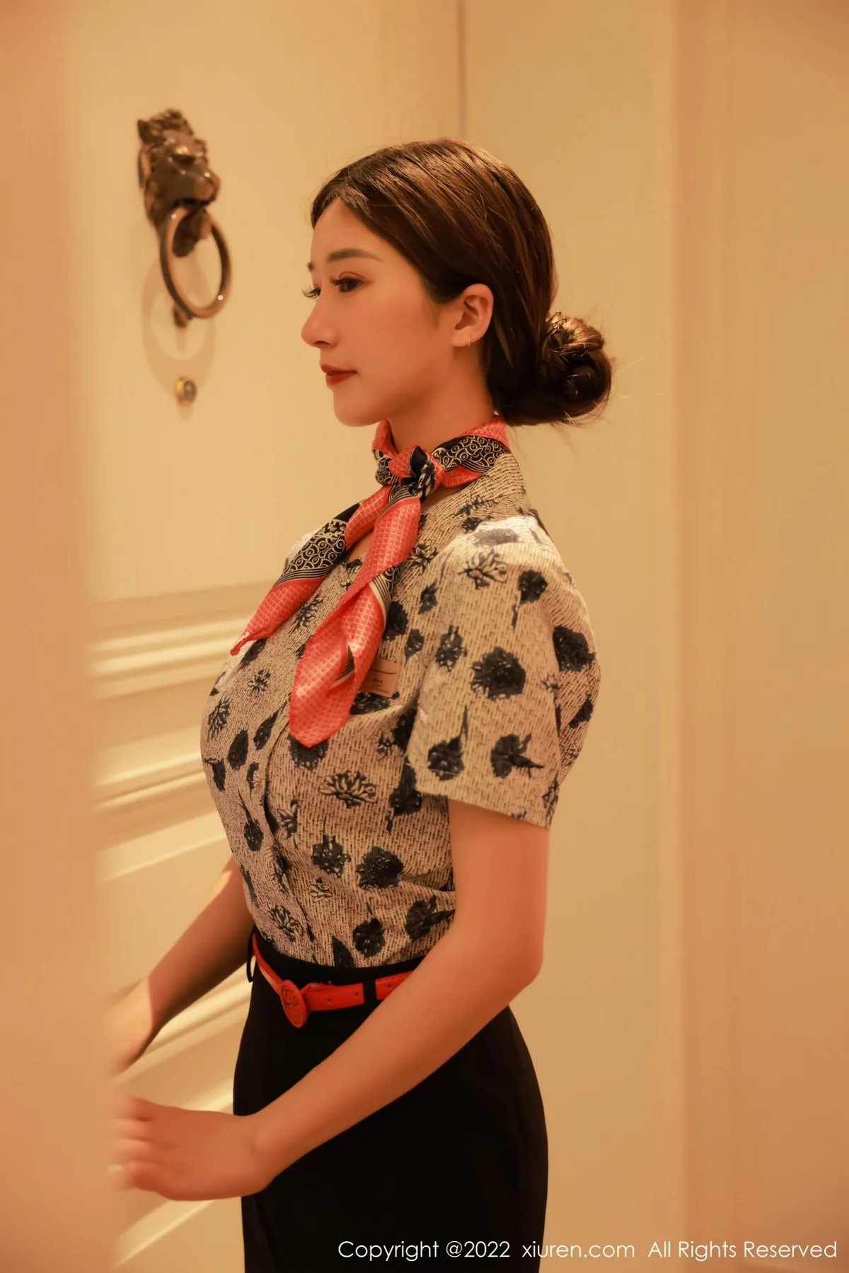 模特hebe韩心雨澳门旅拍空姐制服露蕾丝内衣超薄肉丝诱惑写真56P-第1章-图片3