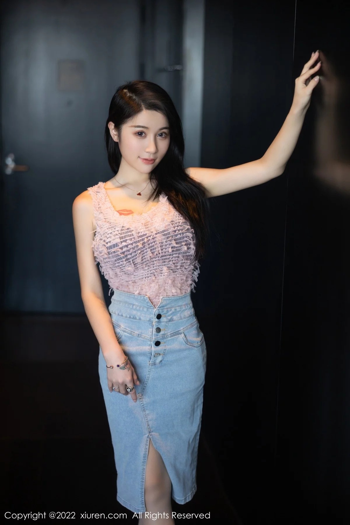 模特美七Mia西双版纳旅拍私房半脱露黑色蕾丝内衣惹火诱惑写真97P-第1章-图片1