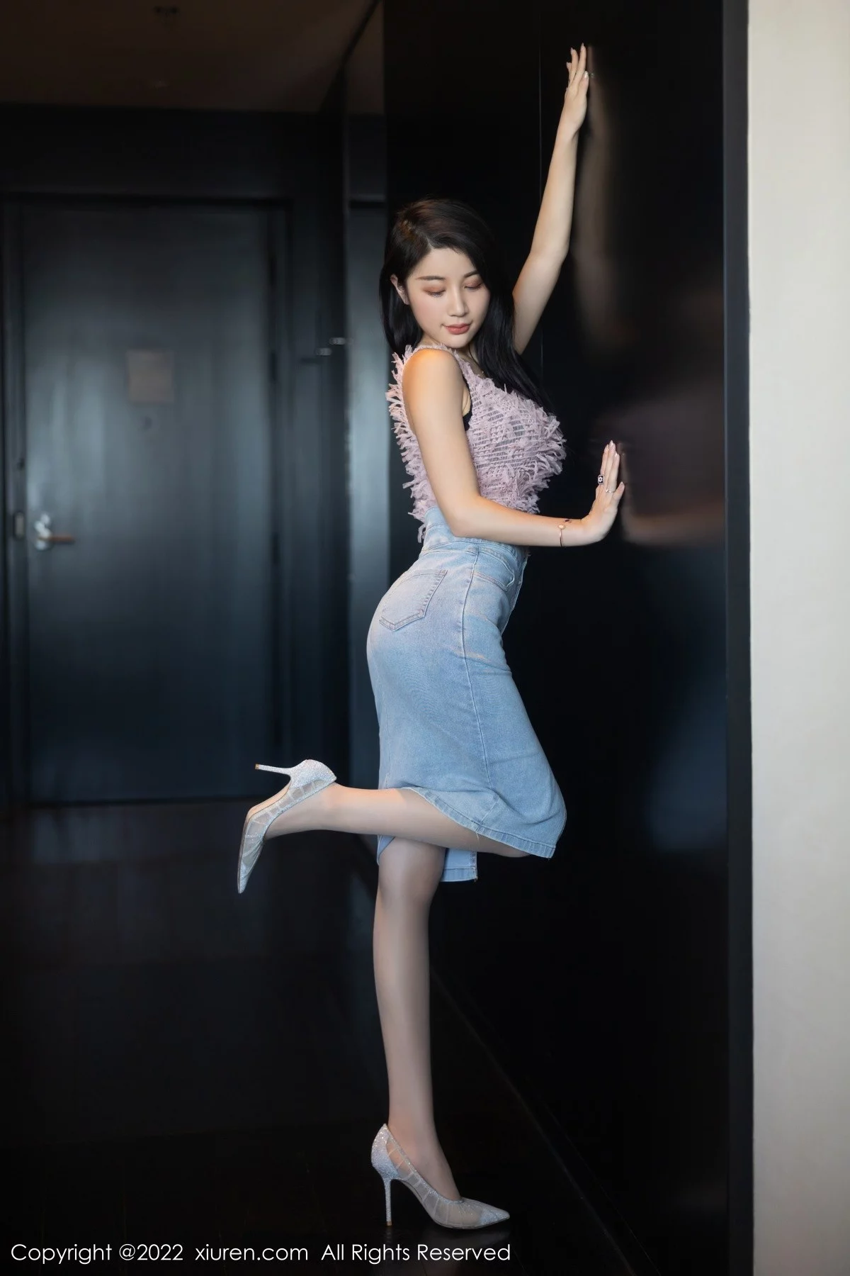 模特美七Mia西双版纳旅拍私房半脱露黑色蕾丝内衣惹火诱惑写真97P-第1章-图片2