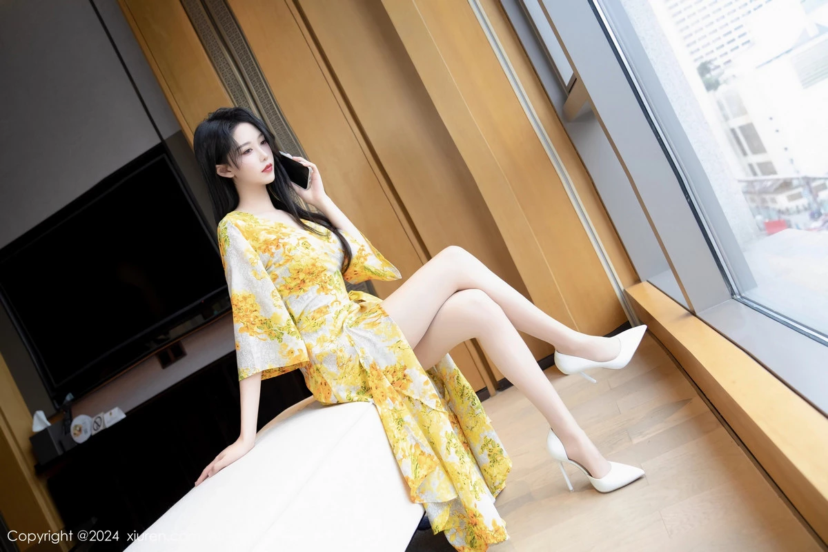 模特利世情节拍摄性感黄色连衣裙露白色蕾丝内衣完美诱惑写真99P-第1章-图片2