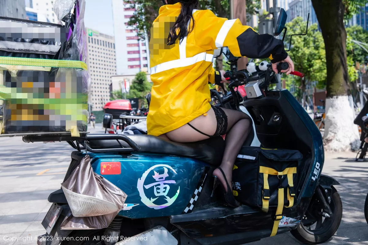 模特王婉悠Queen黑色情趣蕾丝配黑丝吊袜秀丰腴身姿诱惑写真91P-第1章-图片3