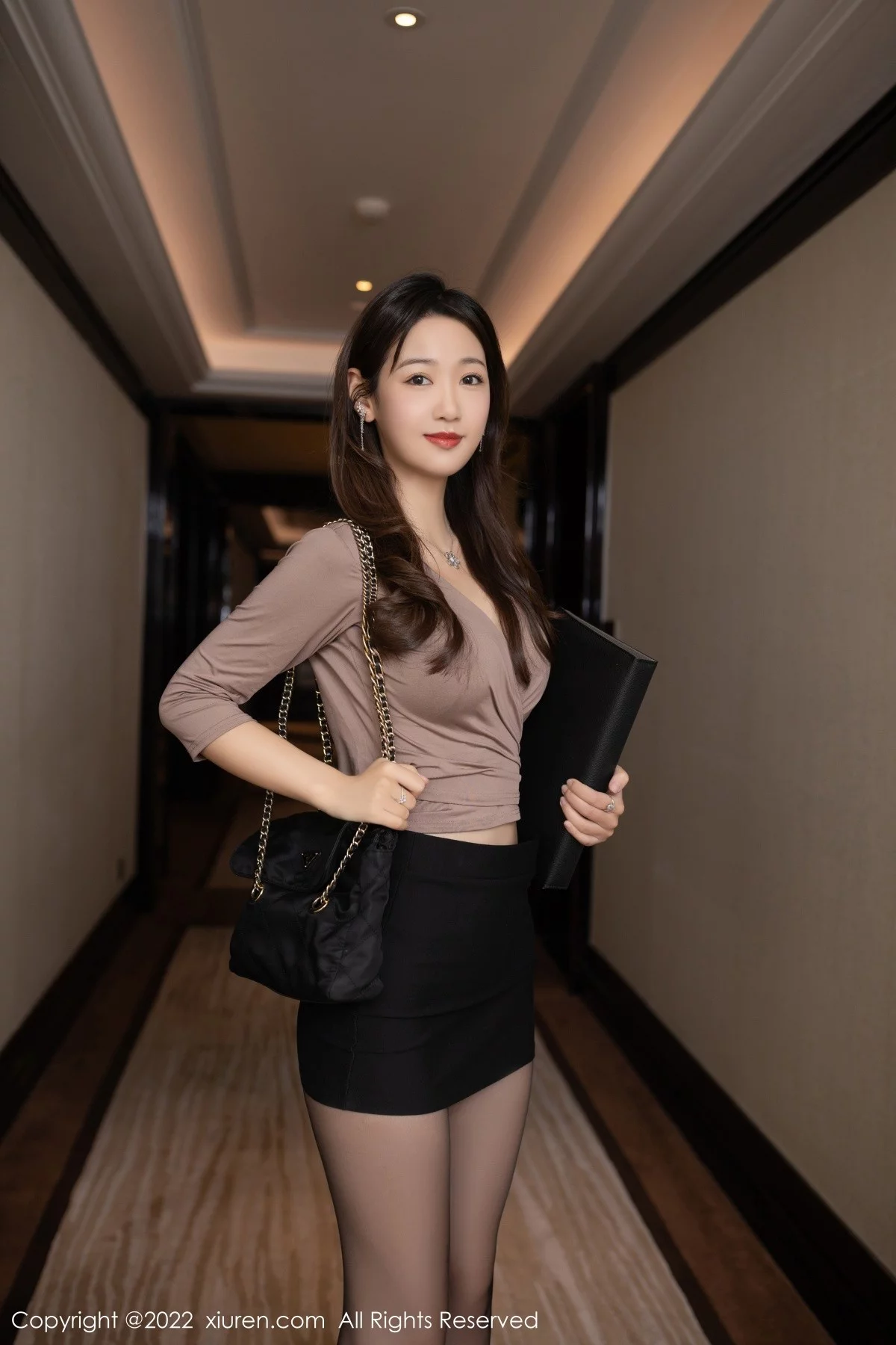 模特唐安琪秘书角色扮演半脱露性感蕾丝内衣超薄黑丝诱惑写真84P-第1章-图片1