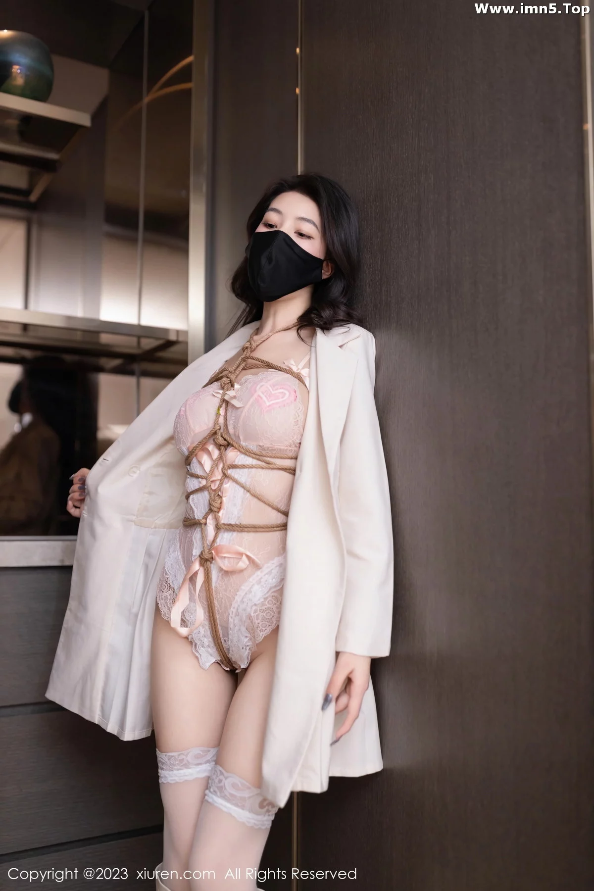 模特熊小诺性感粉色蕾丝连体内衣情趣捆绑秀惹火身材诱惑写真84P-第1章-图片3