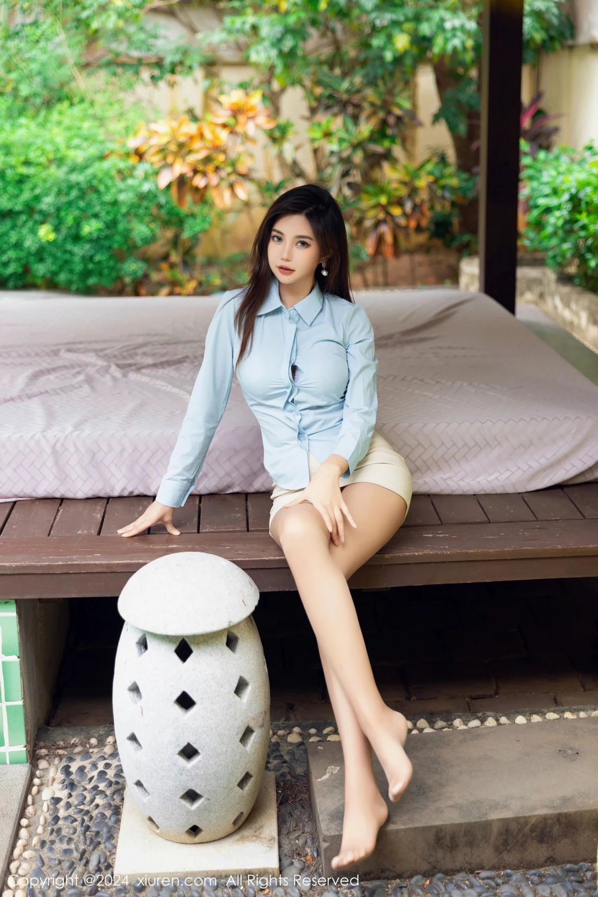 女神绮里嘉ula性感白色蕾丝内衣配超薄肉丝秀曼妙身姿诱惑写真98P-第1章-图片1