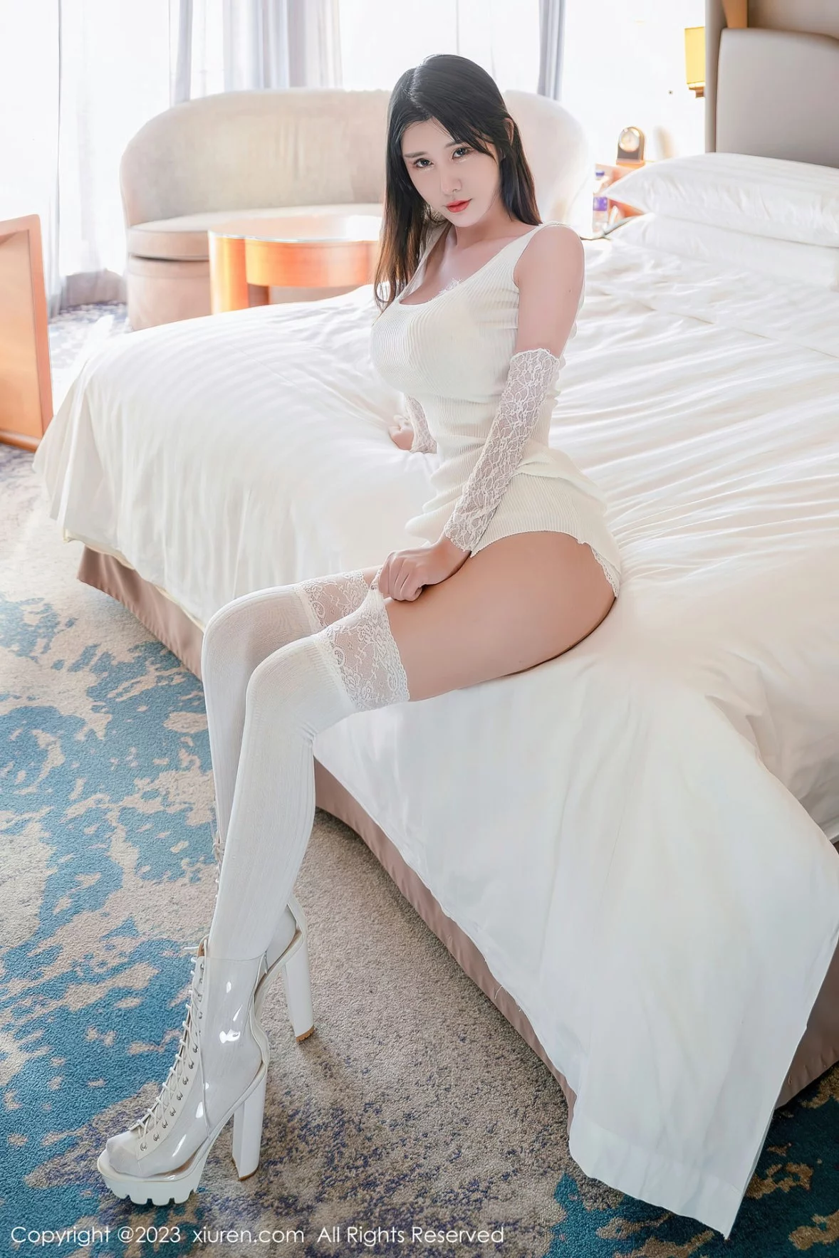 模特夏沫沫tifa阳朔旅拍居家系列性感白色服秀丰乳肥臀诱惑写真63P-第1章-图片1