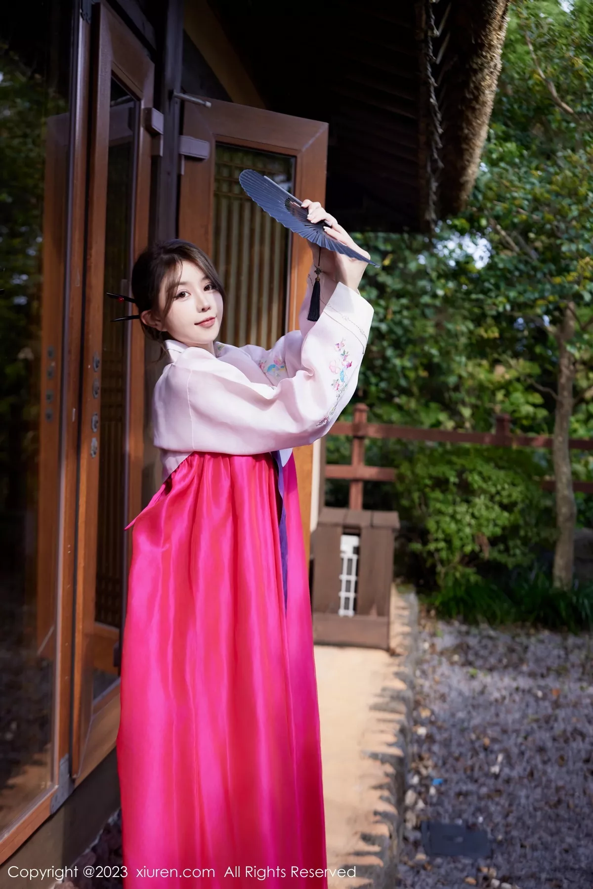 模特tina_甜仔性感红色大长今服饰半脱秀凹凸身材惹火诱惑写真58P-第1章-图片3