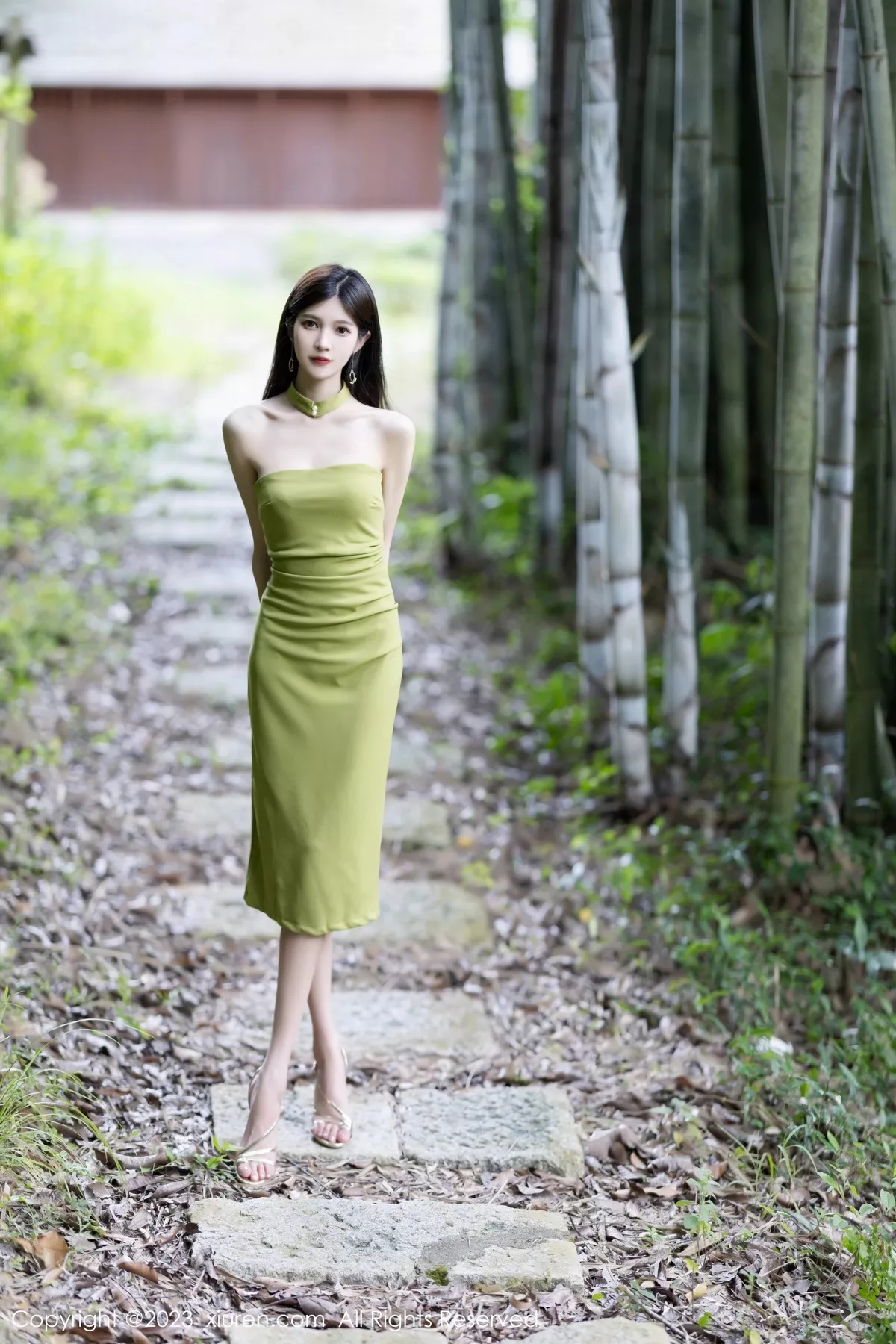 模特程程程性感果绿连衣长裙+链式情趣内衣秀完美身材诱惑写真83P-第1章-图片1