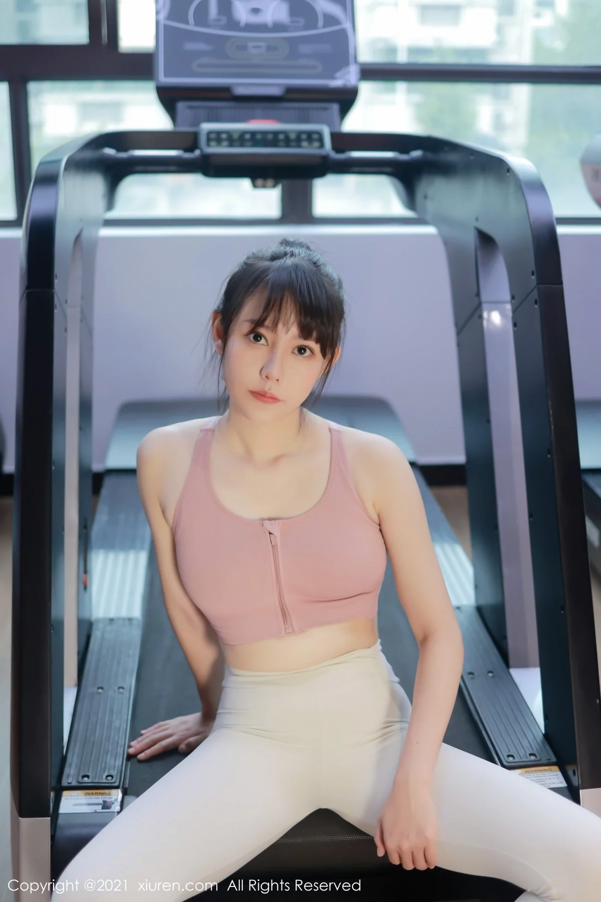 新人模特韩希蕾健身房性感运动内衣紧身秀完美身材诱惑写真30P-第1章-图片3