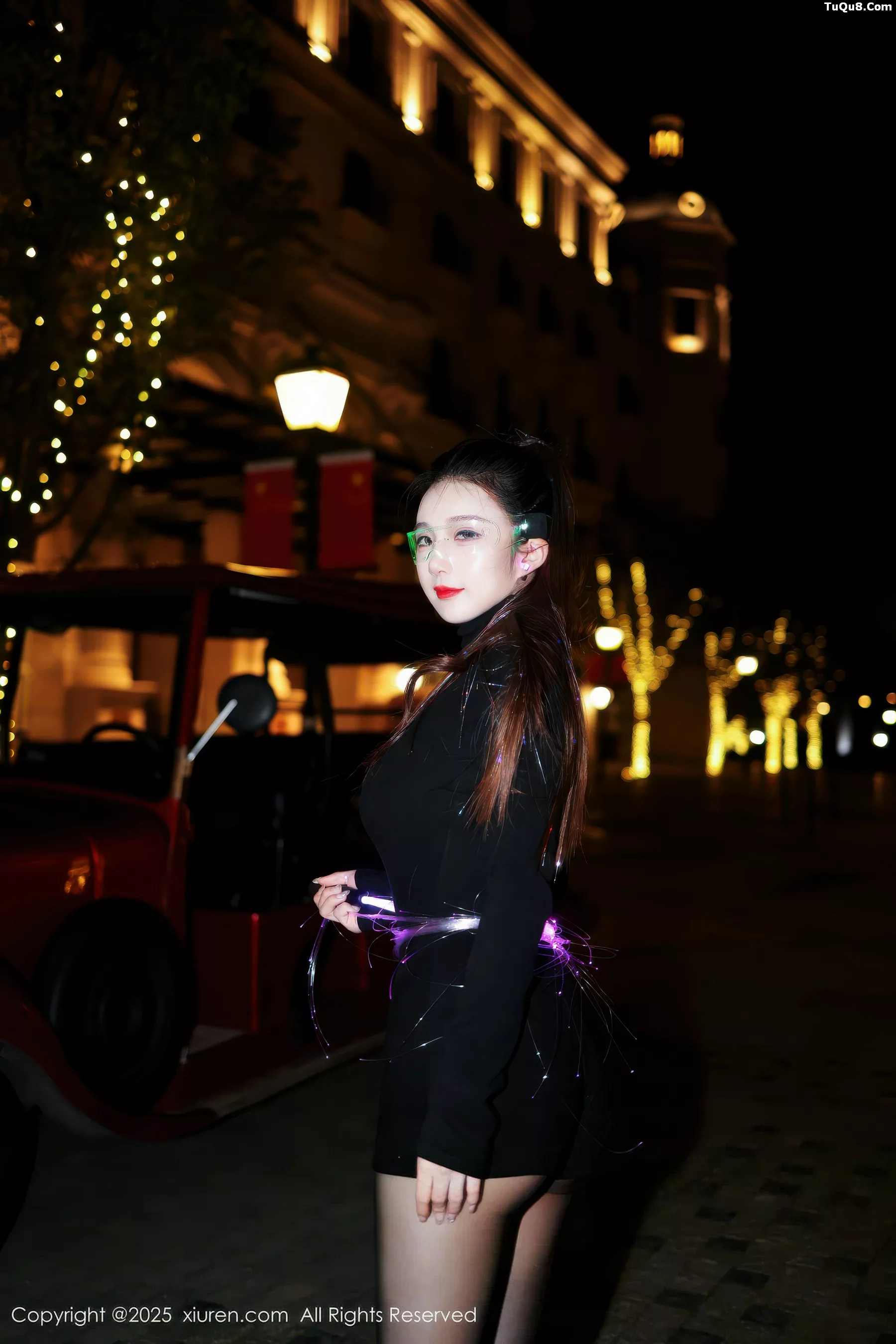 模特小肉肉咪性感黑色连衣短裙配超薄黑丝秀凹凸身材诱惑写真77P-第1章-图片2