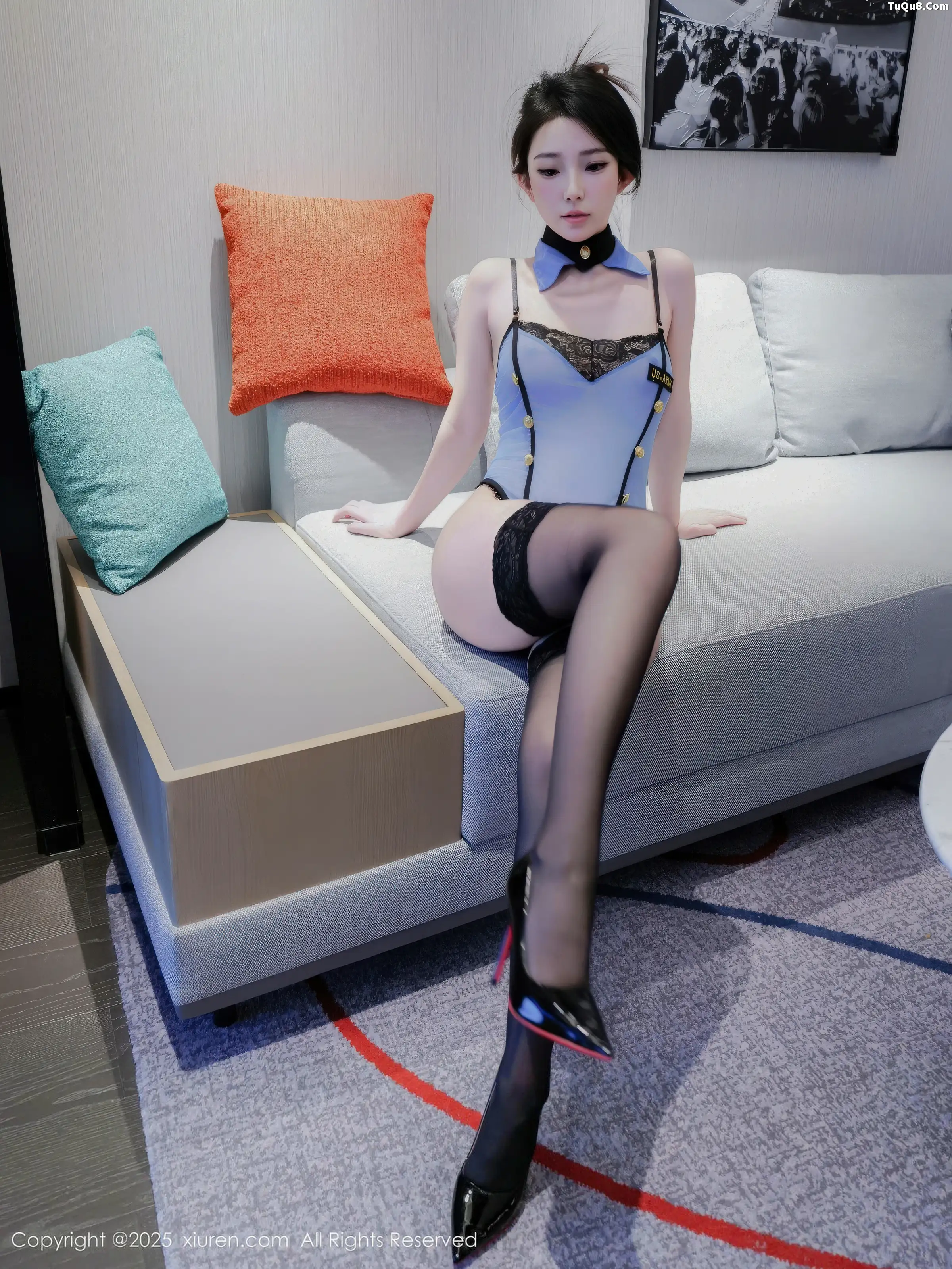 模特烧烧小桃性感蓝色连体情趣服饰配黑丝袜秀曼妙身姿诱惑写真55P-第1章-图片2