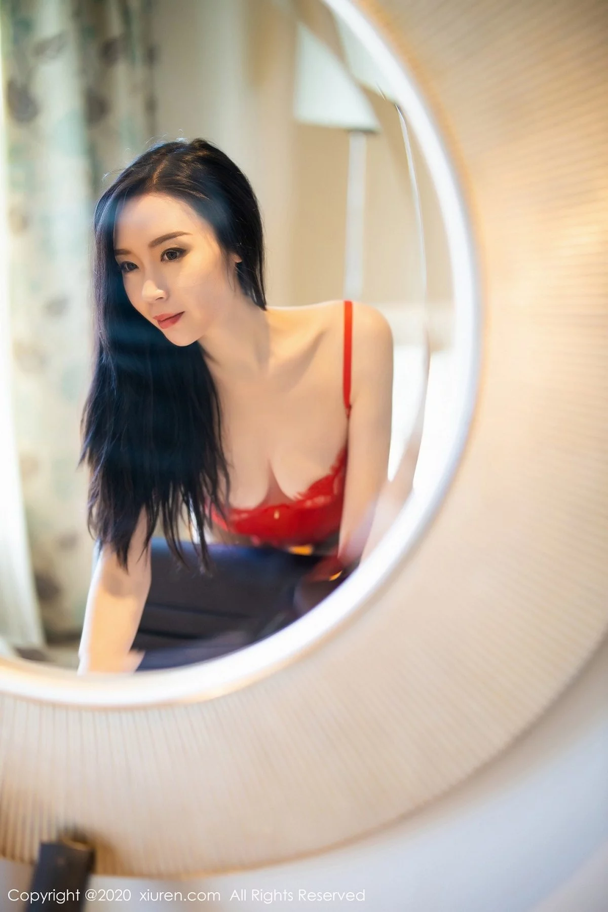 嫩模梦心月澳门心愿旅拍性感红色内衣配黑色蕾丝袜魅惑写真61P-第1章-图片3