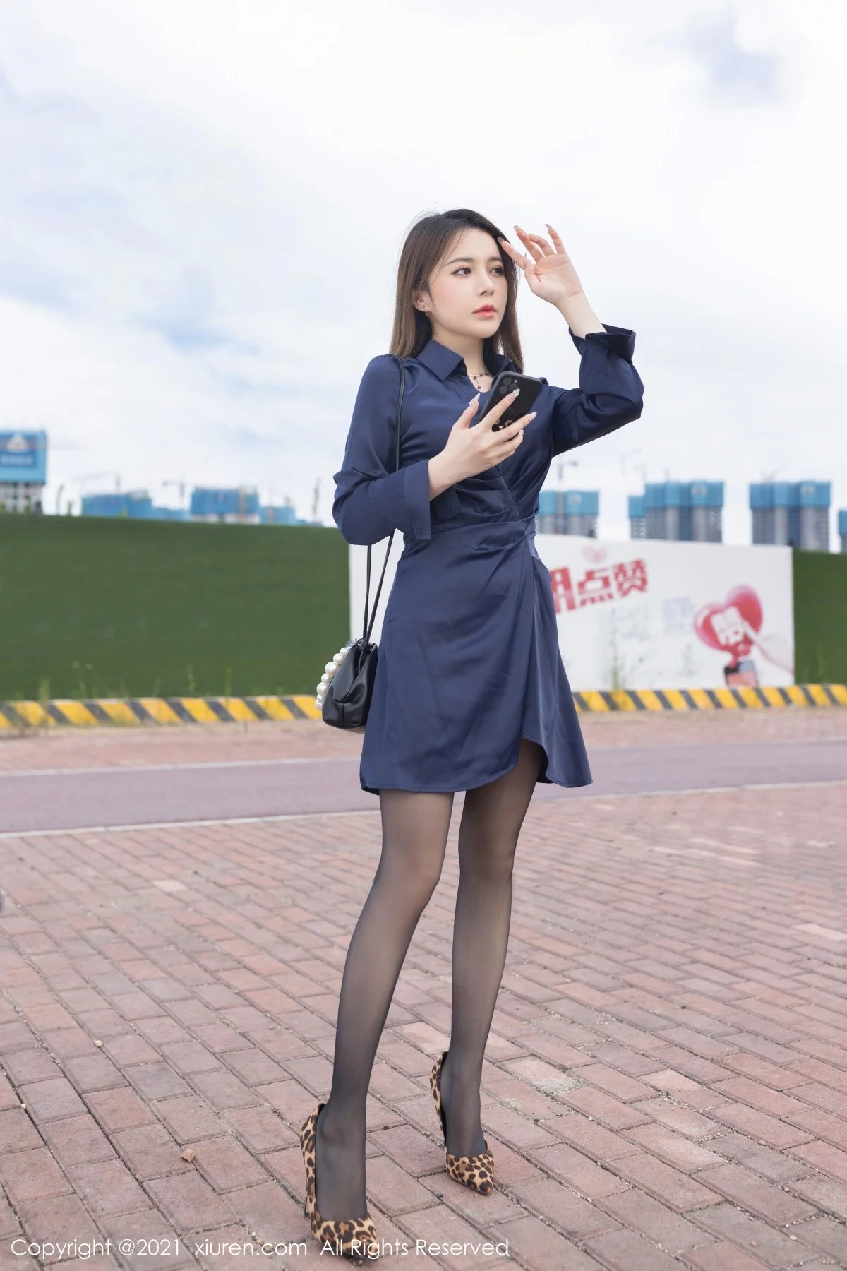 模特鱼子酱Fish顺风车剧情主题豪车内半脱露性感内衣诱惑写真63P-第1章-图片1
