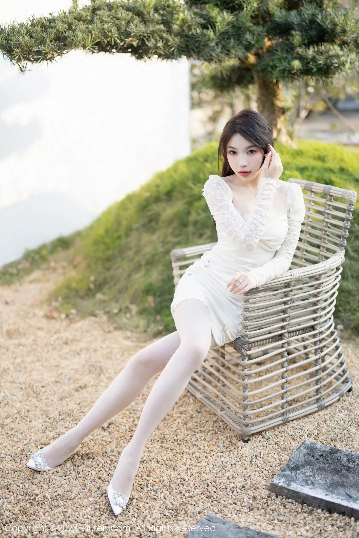 女神徐莉芝白色连身裙+黑色轻透薄纱连体衣秀曼妙身姿诱惑写真87P-第1章-图片3