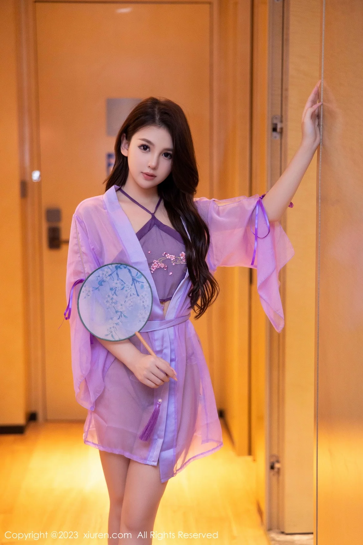 模特美羊羊性感紫色古装服饰半脱露丁字裤秀翘臀美腿诱惑写真83P-第1章-图片1