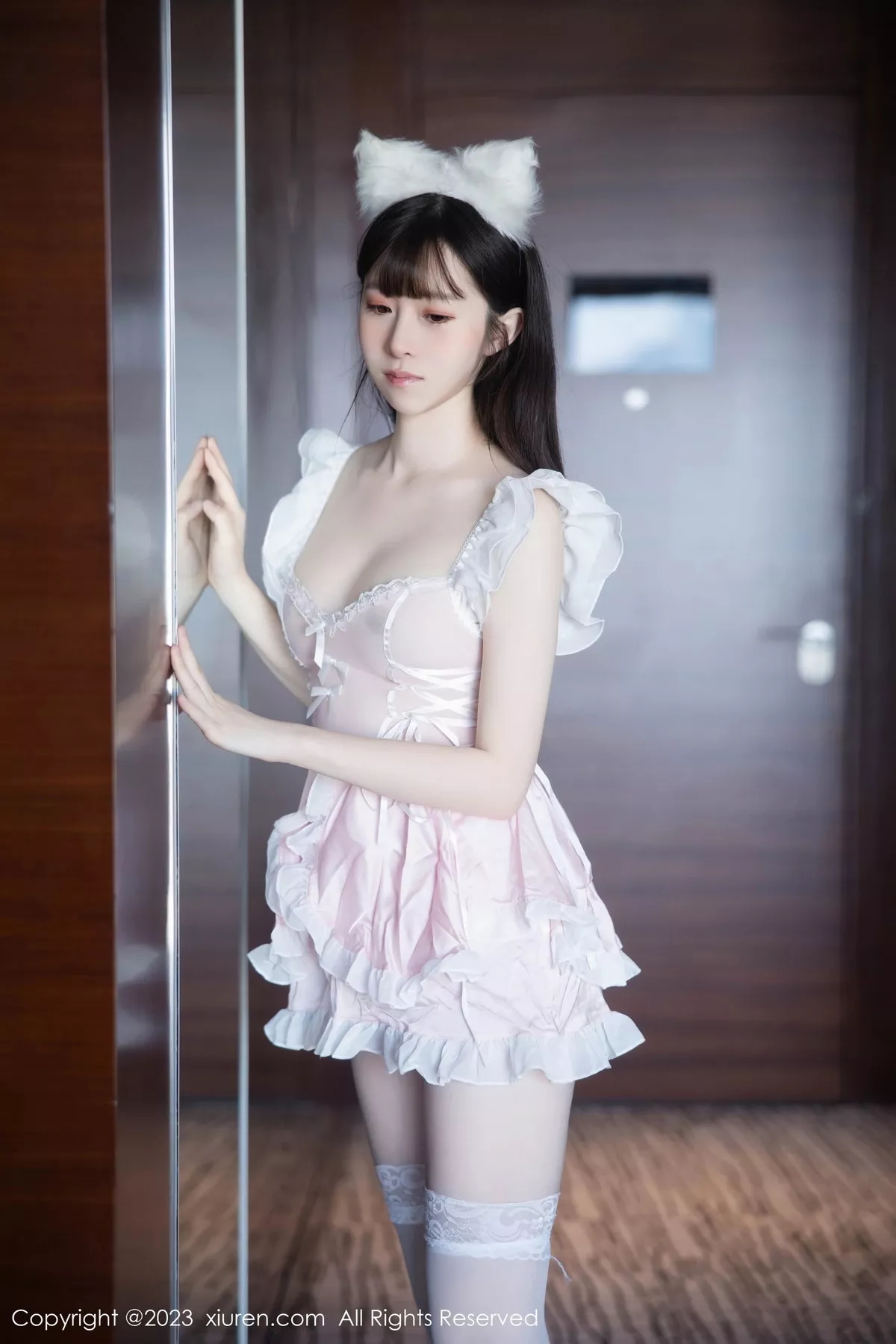 模特林悠悠脱粉色女仆短裙露性感情趣内衣秀惹火身材诱惑写真80P-第1章-图片2