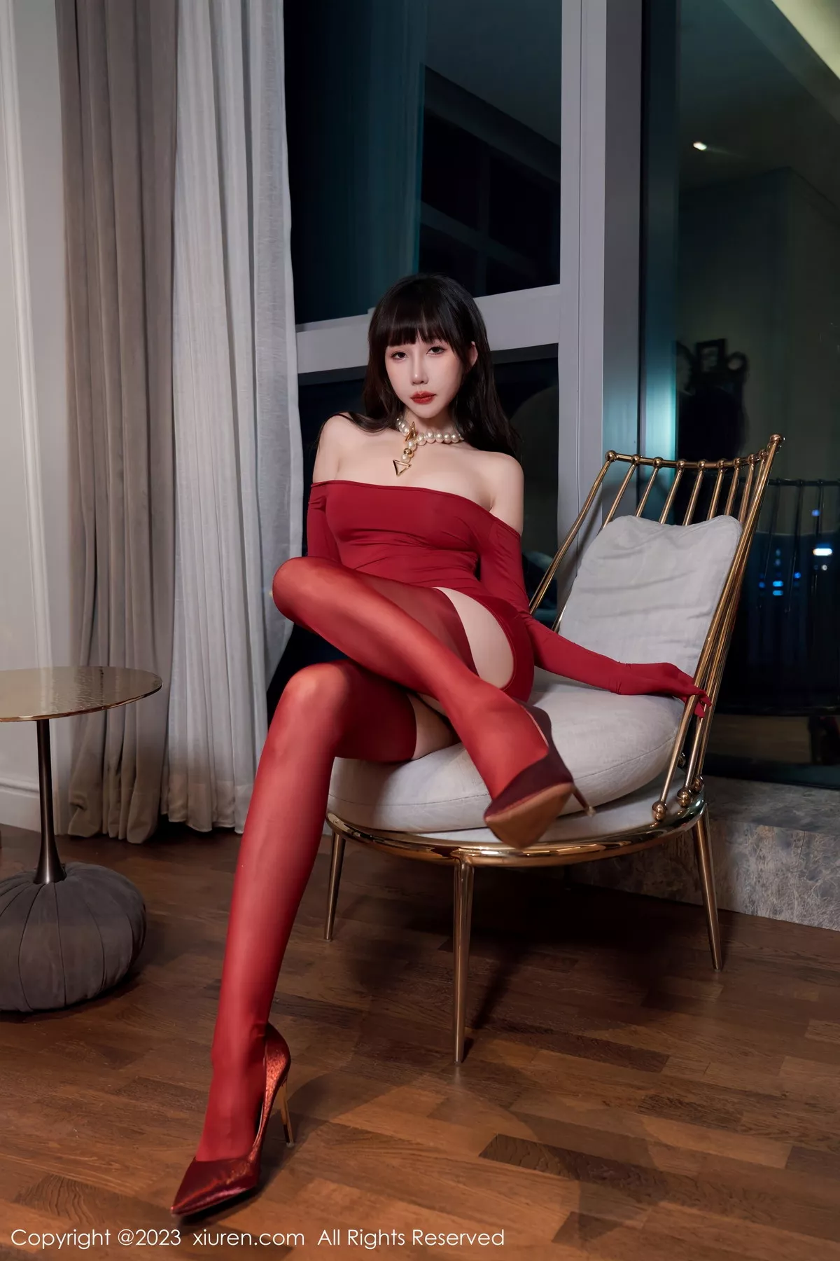 模特波巧酱脱红色连衣裙露性感红色蕾丝内衣配红丝袜诱惑写真95P-第1章-图片1