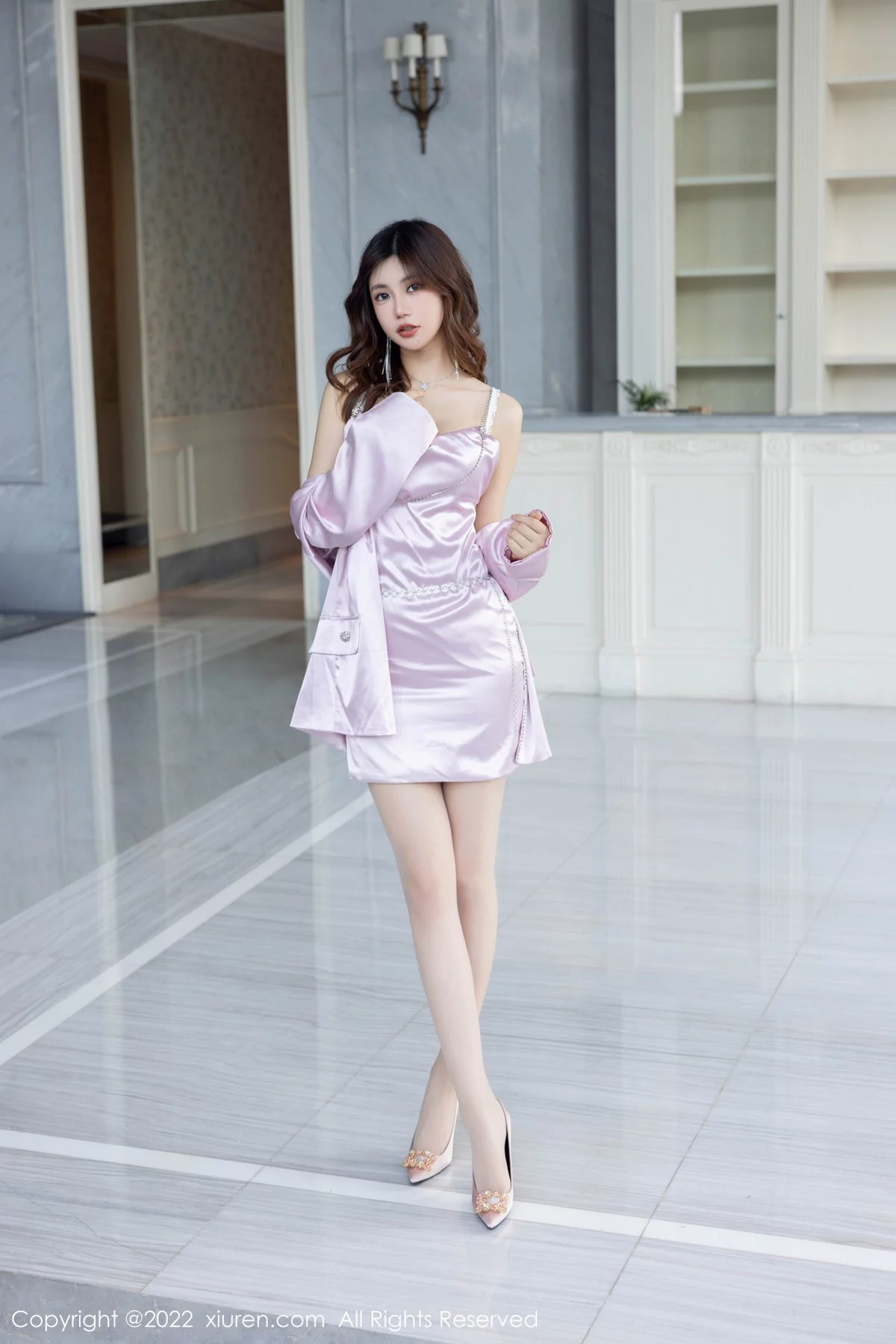 女神绮里嘉ula性感浅色服饰配超薄无内肉丝秀完美身材诱惑写真81P-第1章-图片3