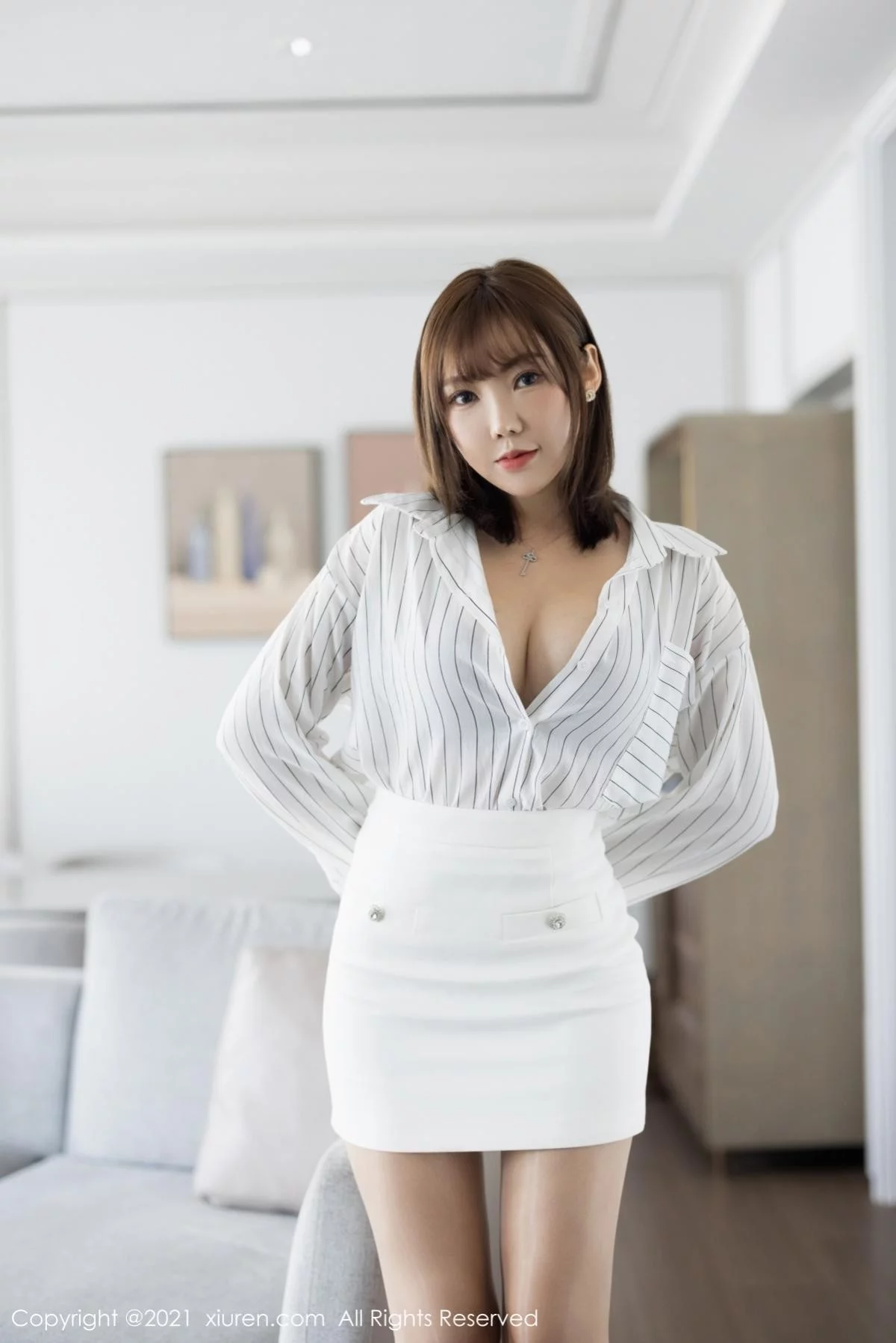 嫩模萌汉药baby职场秘书OL主题私房无内肉丝裤袜秀翘臀诱惑写真37P-第1章-图片1