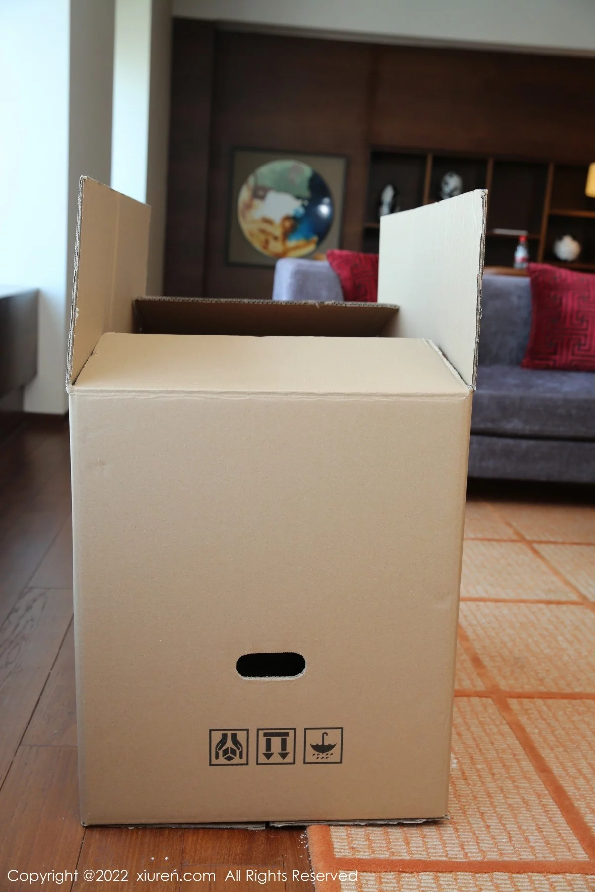 模特一颗甜蛋黄a珠三角旅拍性感粉色T恤配蕾丝袜迷人诱惑写真75P-第1章-图片2