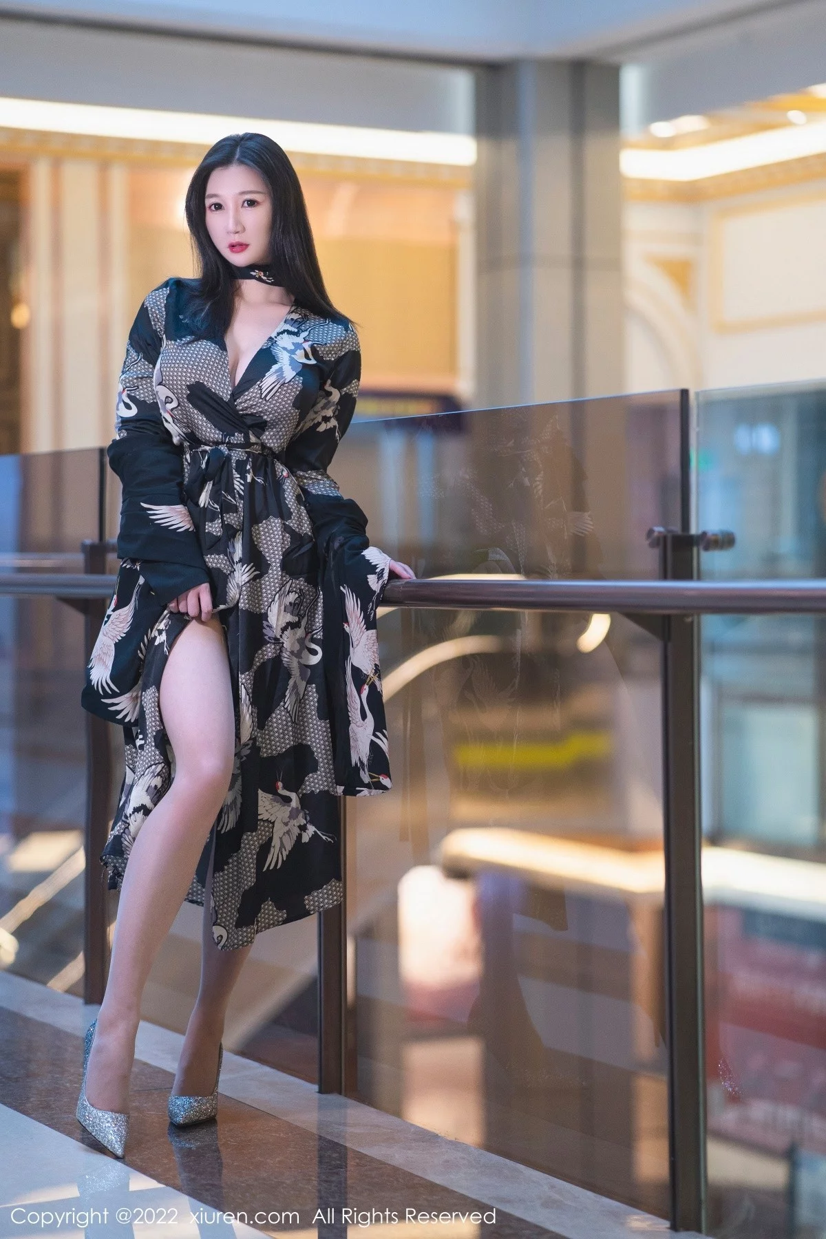 模特顾乔楠Cora半脱露性感内衣配超薄肉丝秀丰满身材诱惑写真63P-第1章-图片1