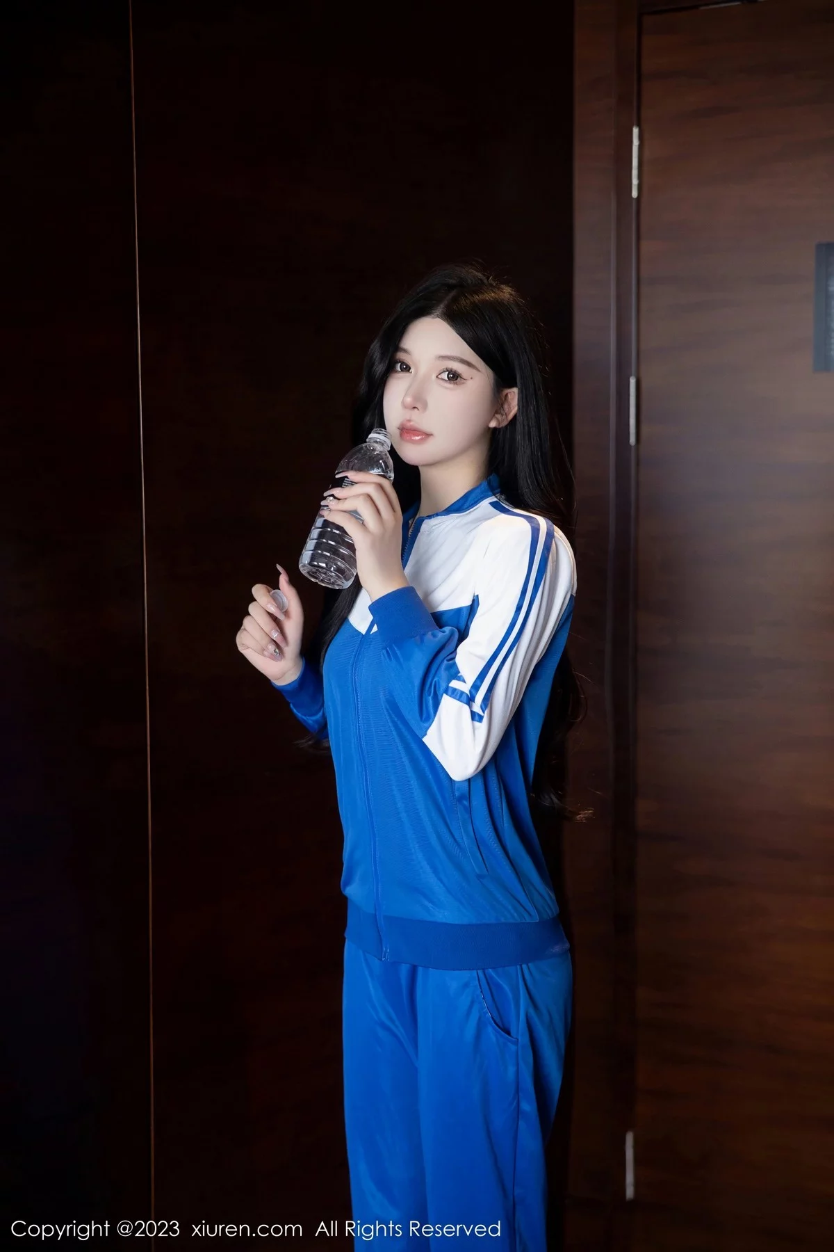 模特林珊珊性感蓝色运动服露黑色情趣内衣秀惹火身材诱惑写真101P-第1章-图片3