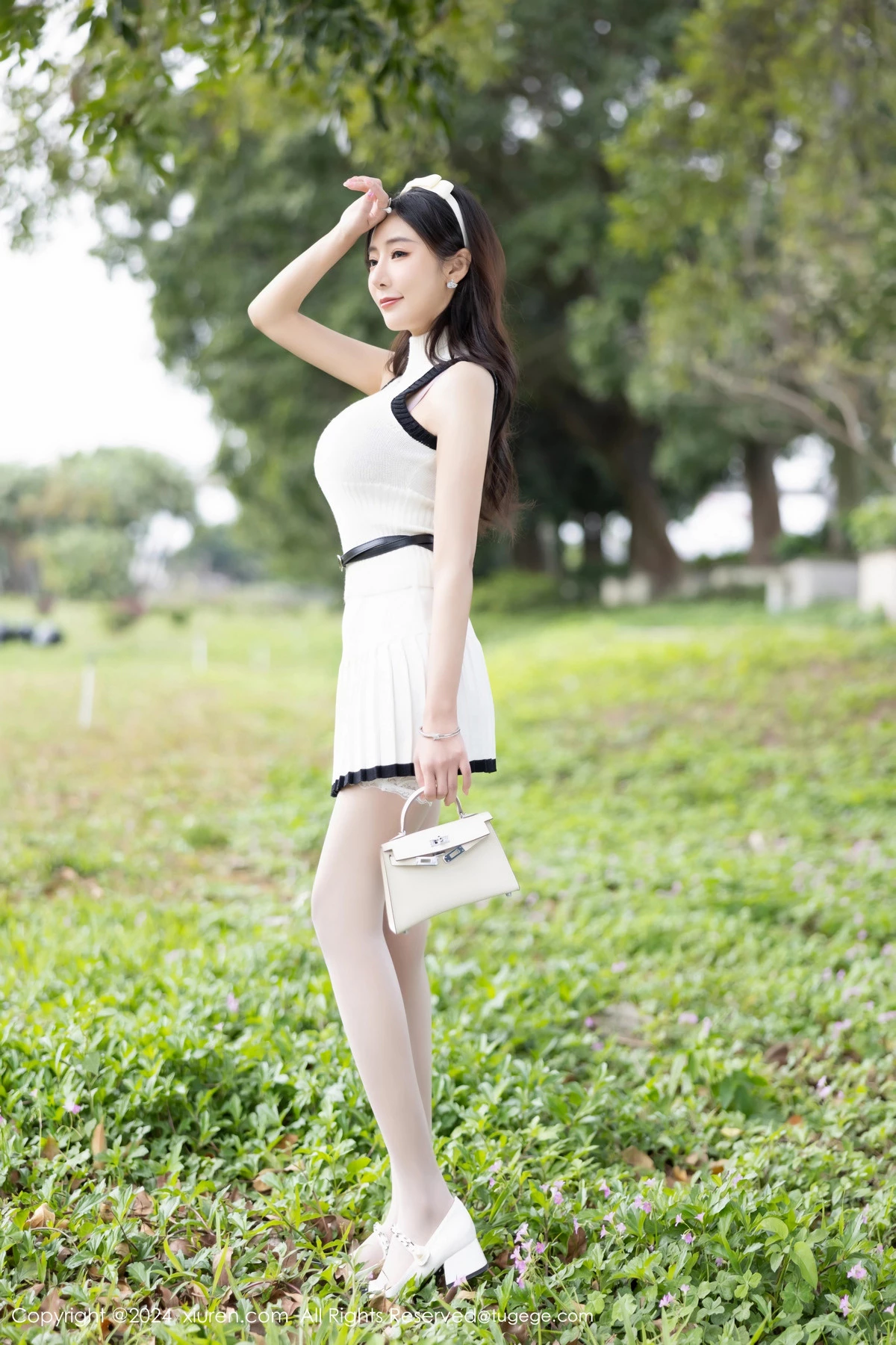 女神王馨瑶yanni白色连衣短裙露粉色内衣配白丝袜完美诱惑写真80P-第1章-图片2