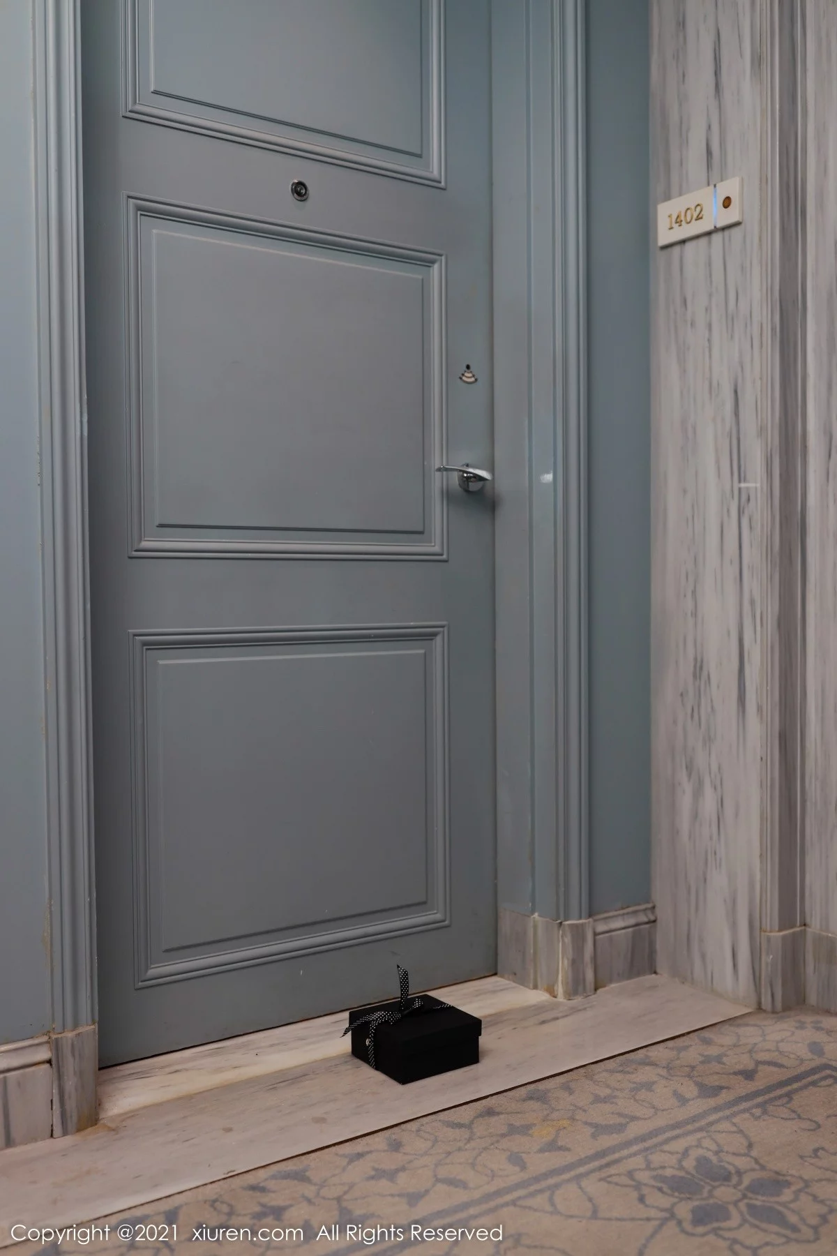 模特王心怡半脱露精致蓝色内衣配黑丝裤袜秀完美身材诱惑写真90P-第1章-图片1