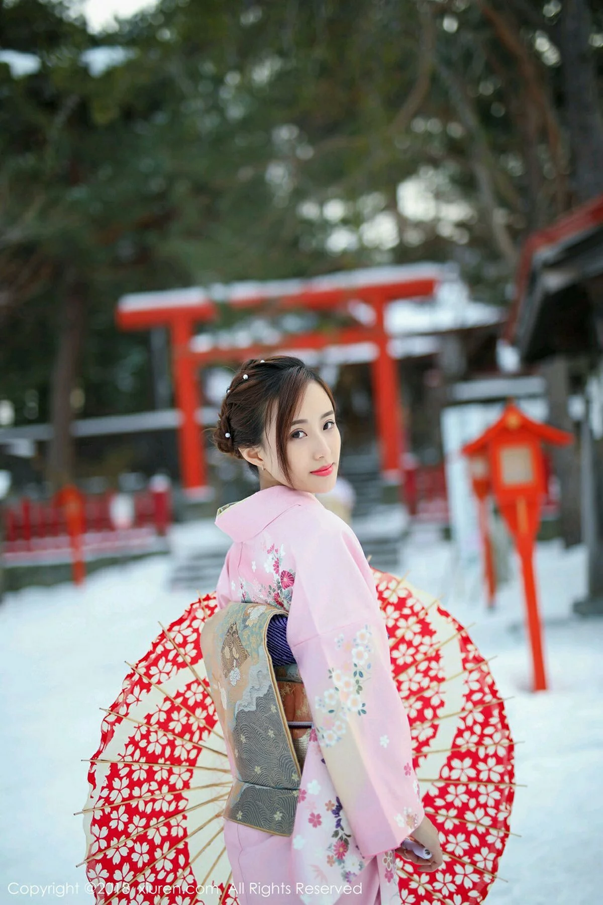 美女猫宝北海道旅拍粉色和服+粉色比基尼惹火诱惑写真49P-第1章-图片1