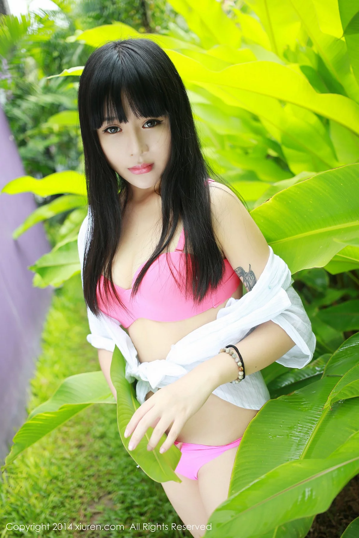 文艺女青年八宝icey泰国旅拍性感内衣下豪乳翘臀诱人写真65P-第1章-图片3